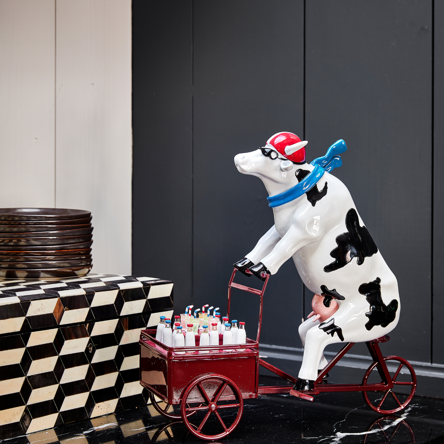 Lait Triporteur - Handmade Cow Figure