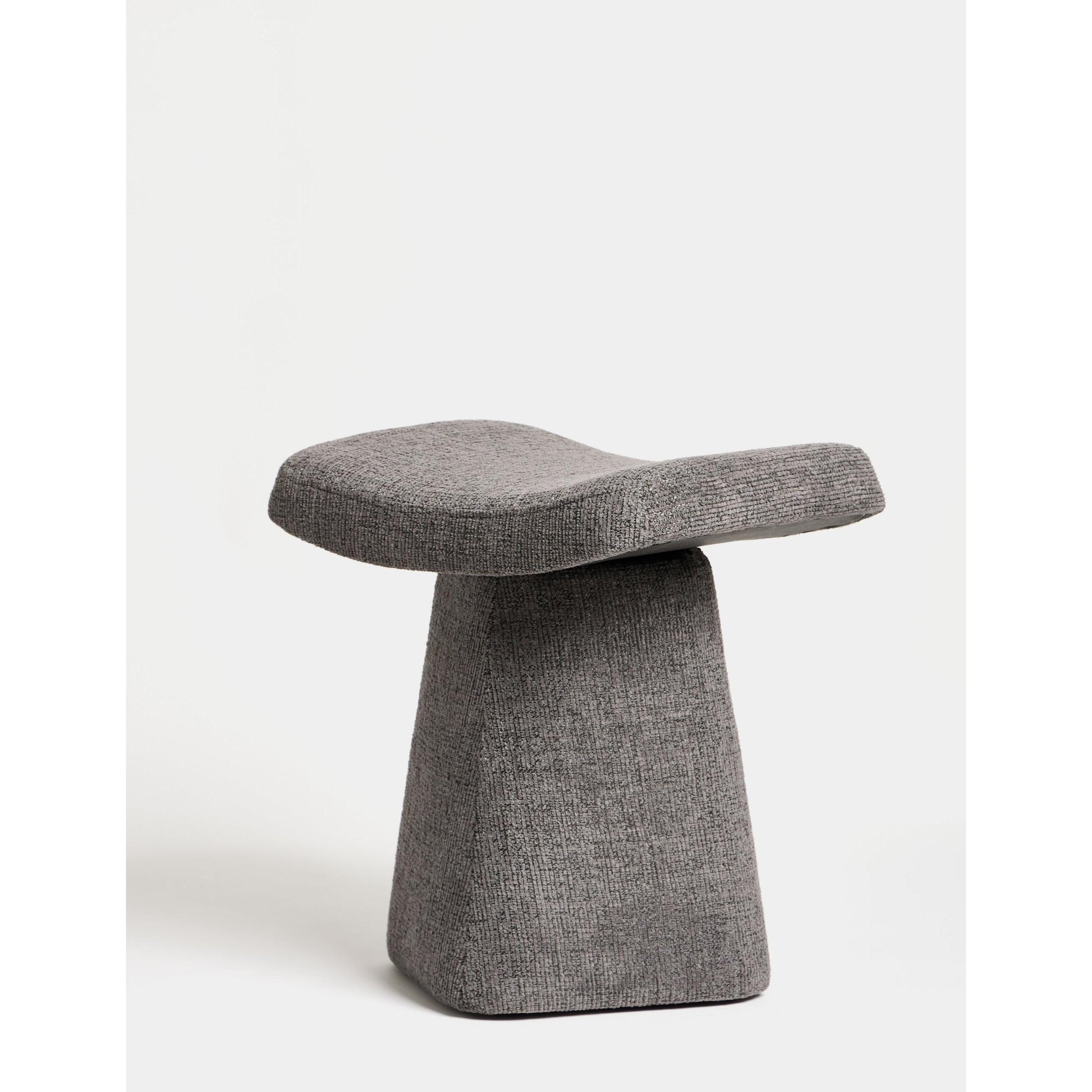 Asberg Minimalist Puf