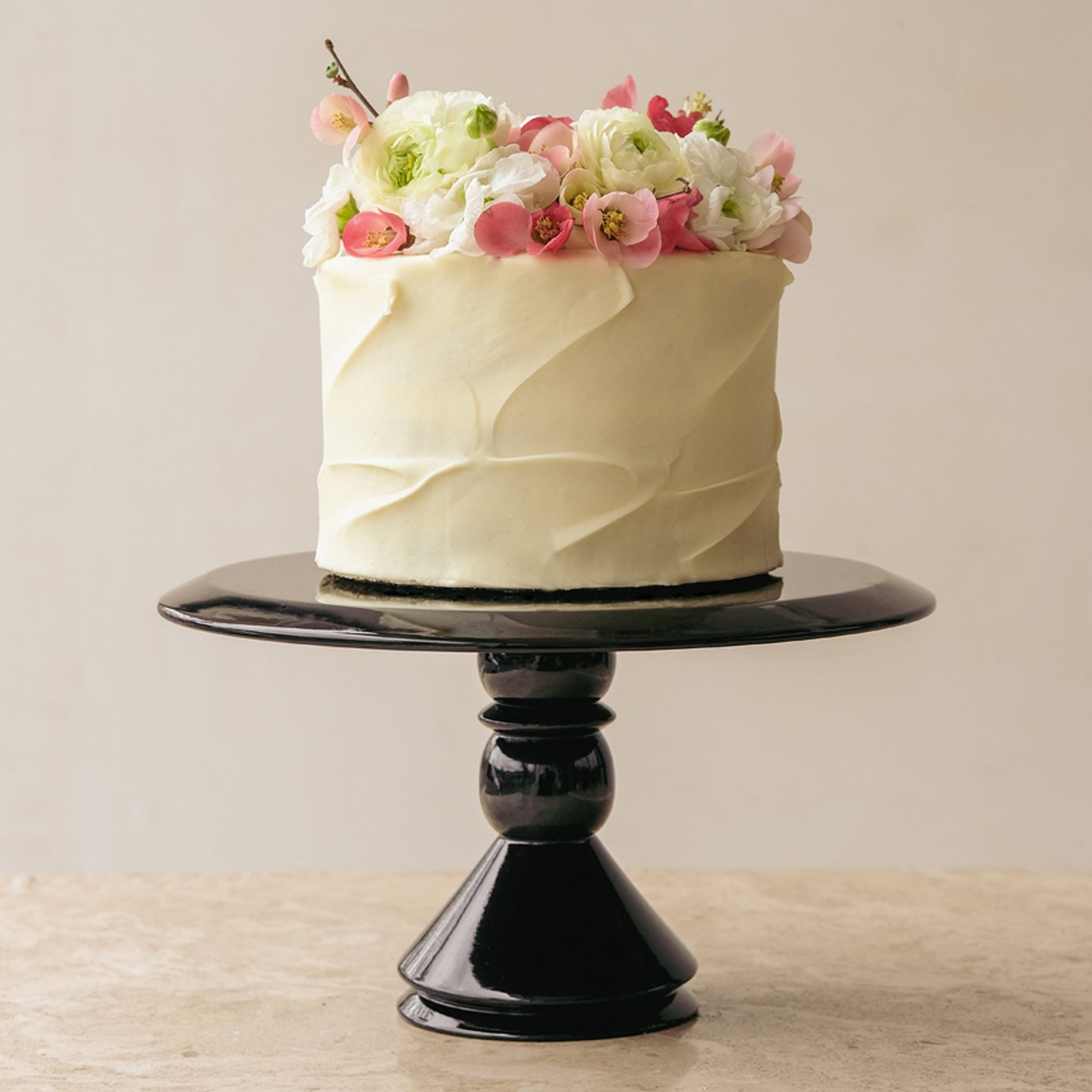 CRESCENDO CAKE STAND - Black