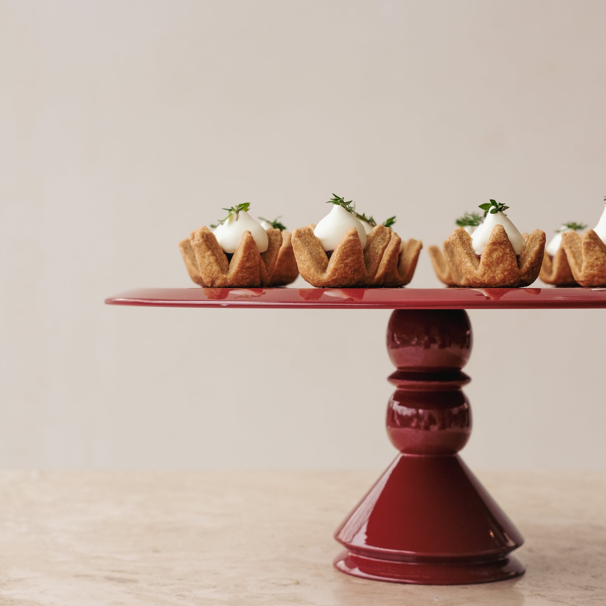 CRESCENDO CAKE STAND - Large, Dark Red