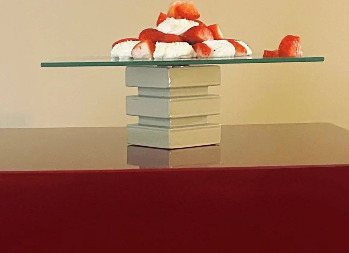 De Stijl Cake Stand