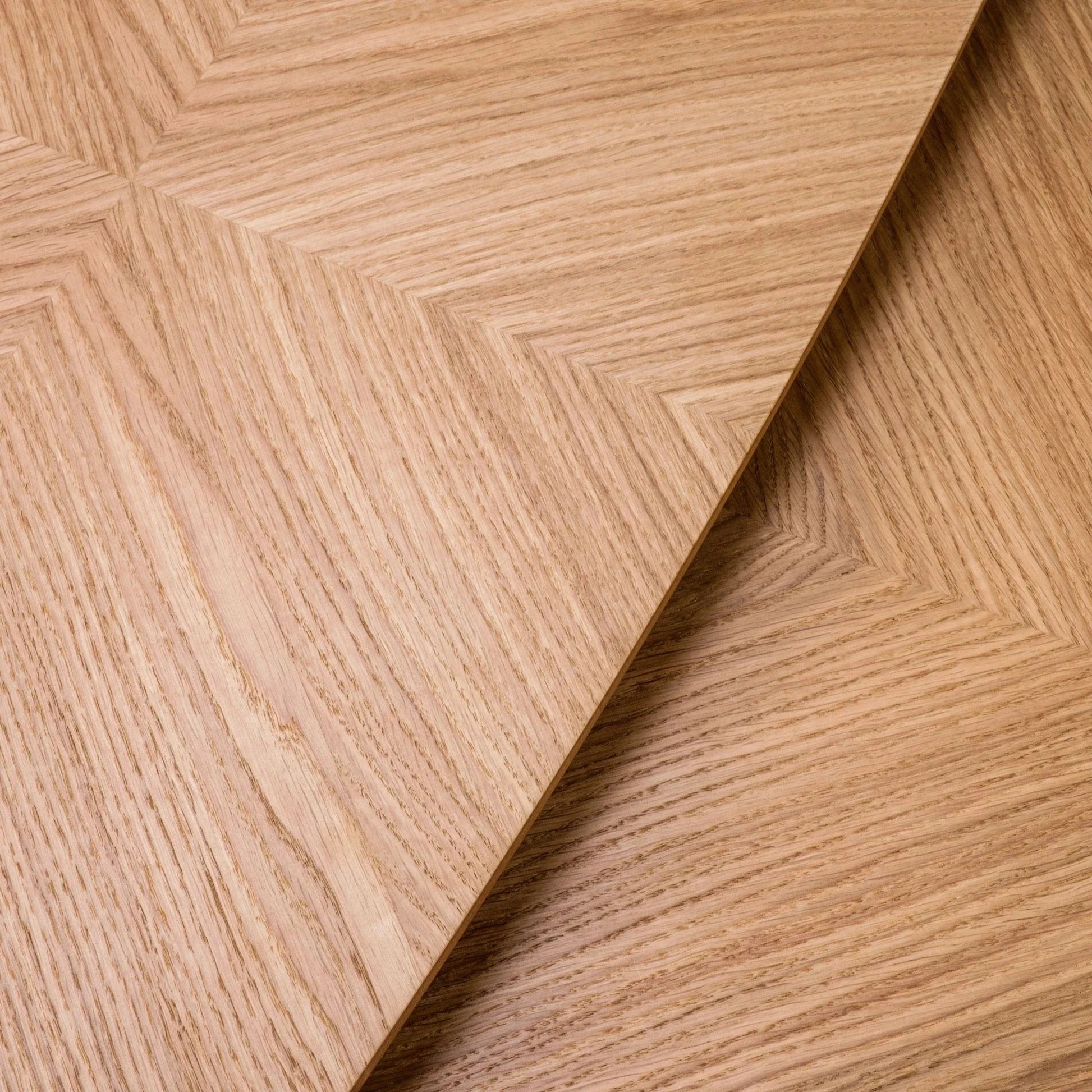 Helsinki Oval Orta Sehpa