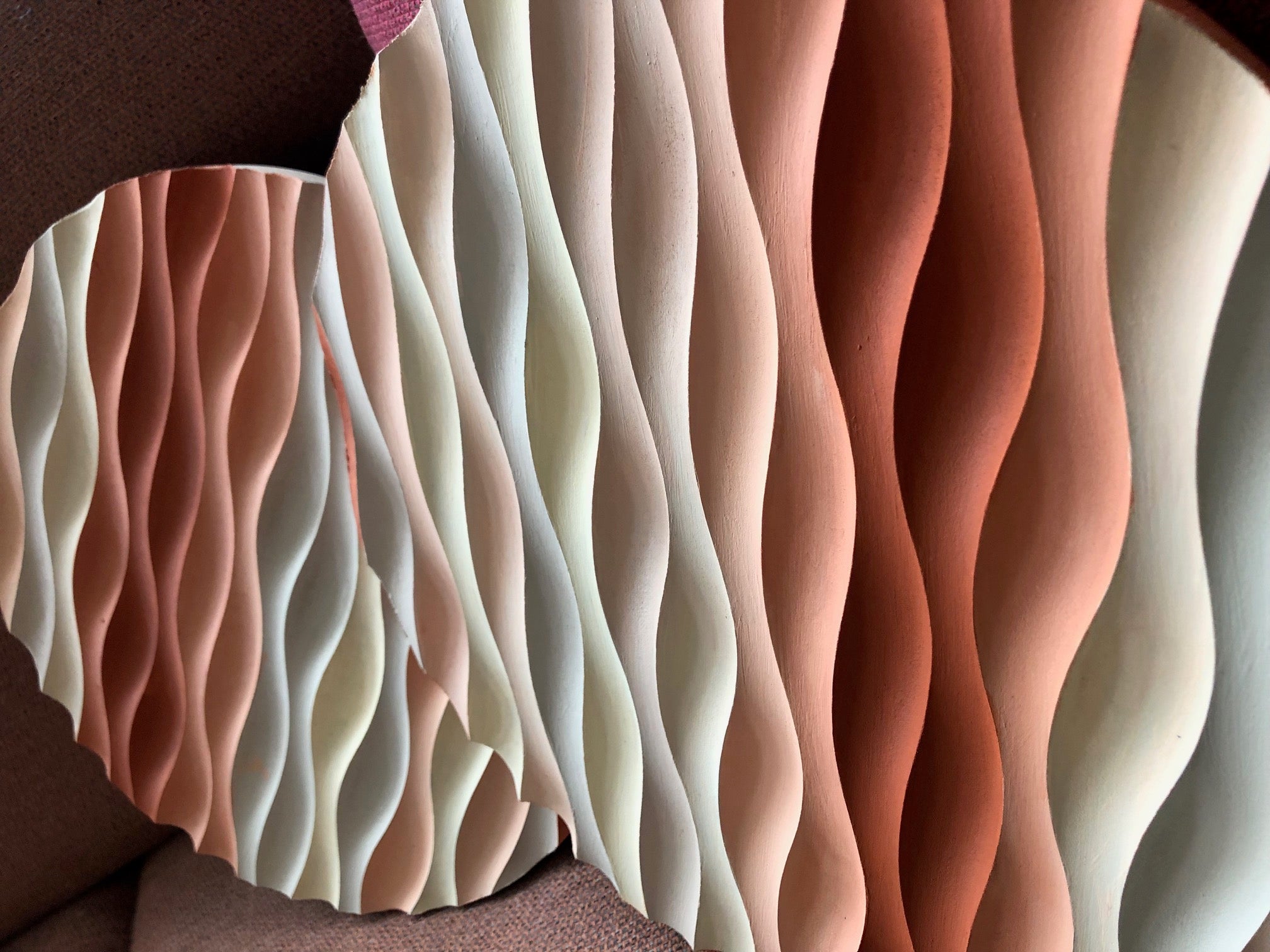 3D Ahşap El Boyaması Yuvarlak Tablo-Naturel