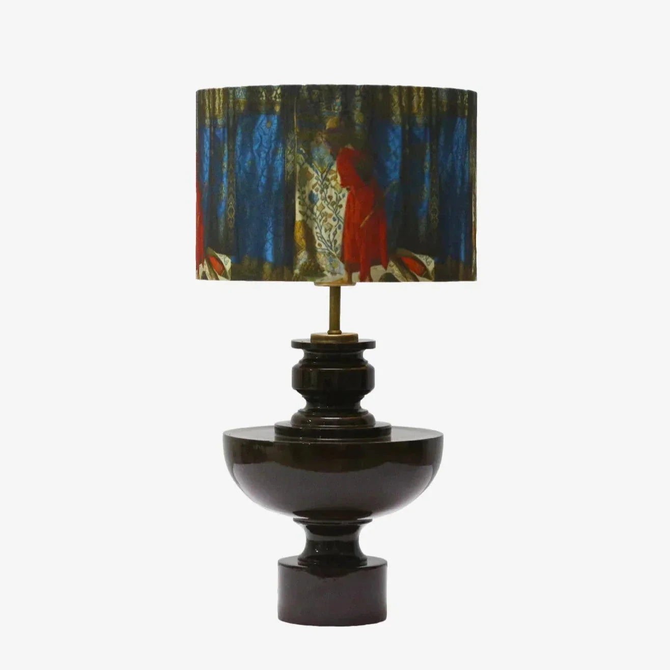 Kaplumbağa Terbiyecisi El Yapımı Ahşap Abajur