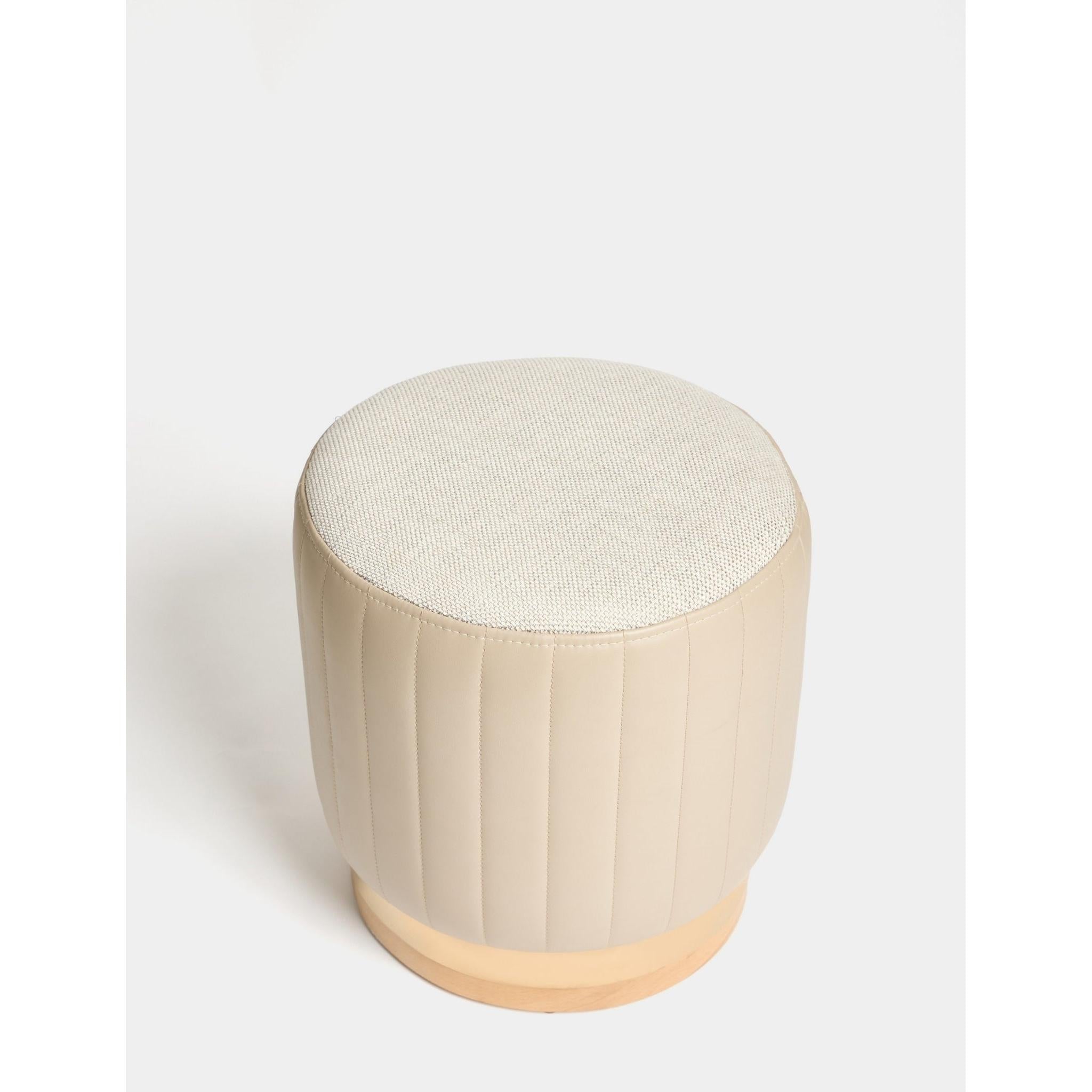 Nordica Gold Ve Ahşap Detaylı Puf