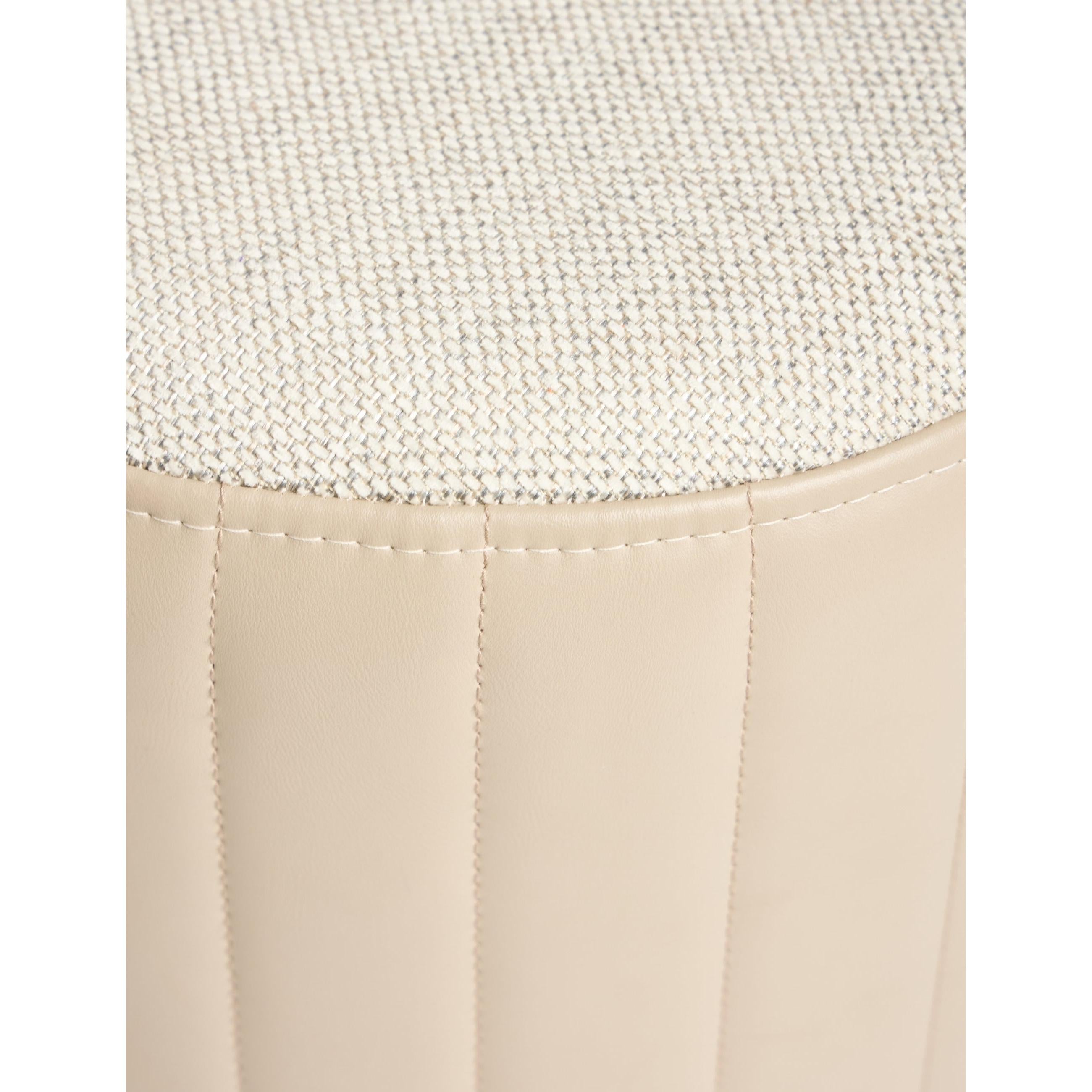 Nordica Gold Ve Ahşap Detaylı Puf