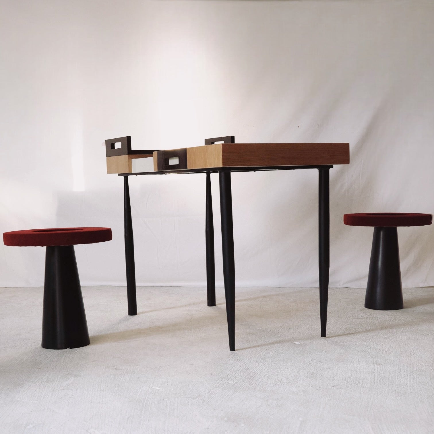 ÖTE TABLE in Oak & Walnut