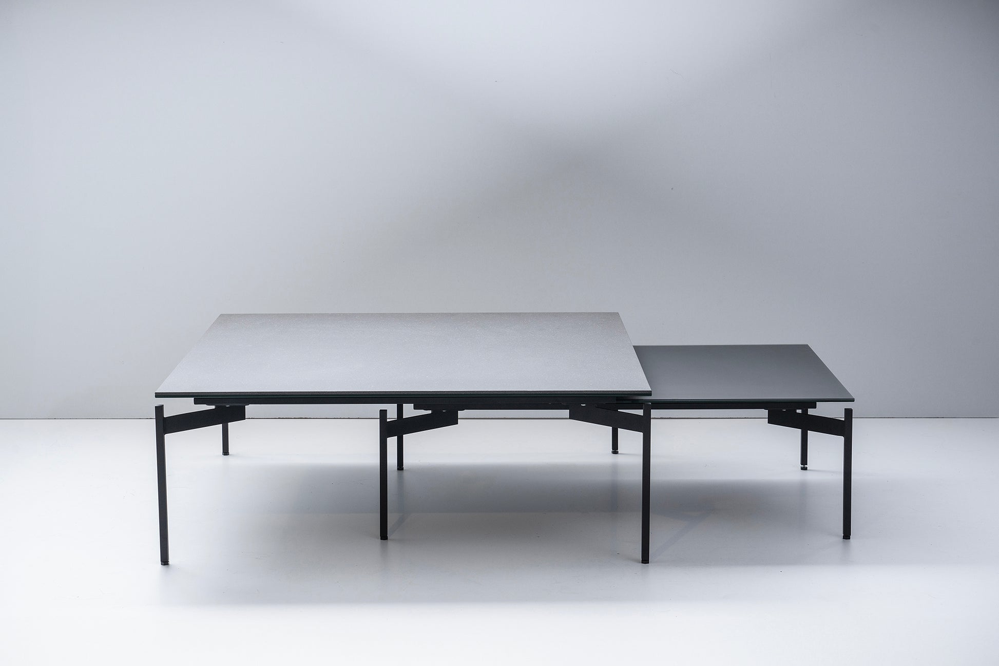 Pier Porselen Cam Yüzeyli İKili Sehpa Takımı