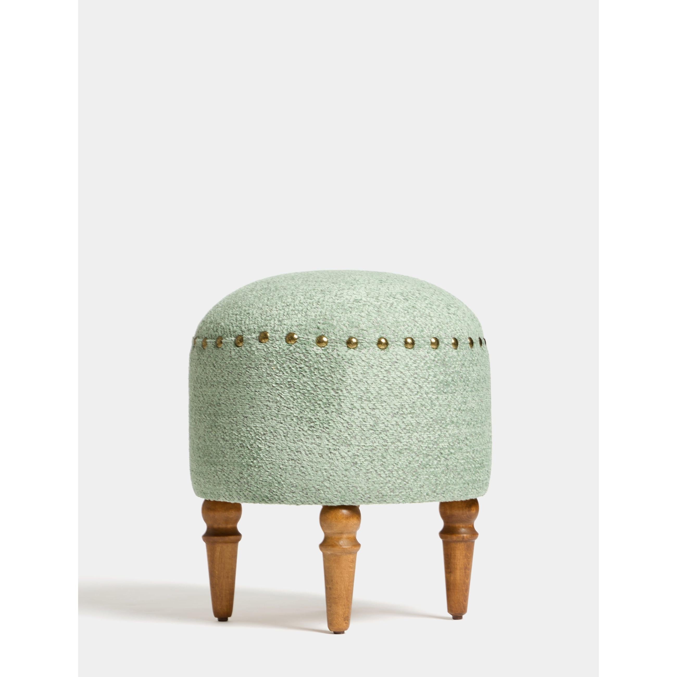 Saga Nostajik Ahşap Ayaklı Puf