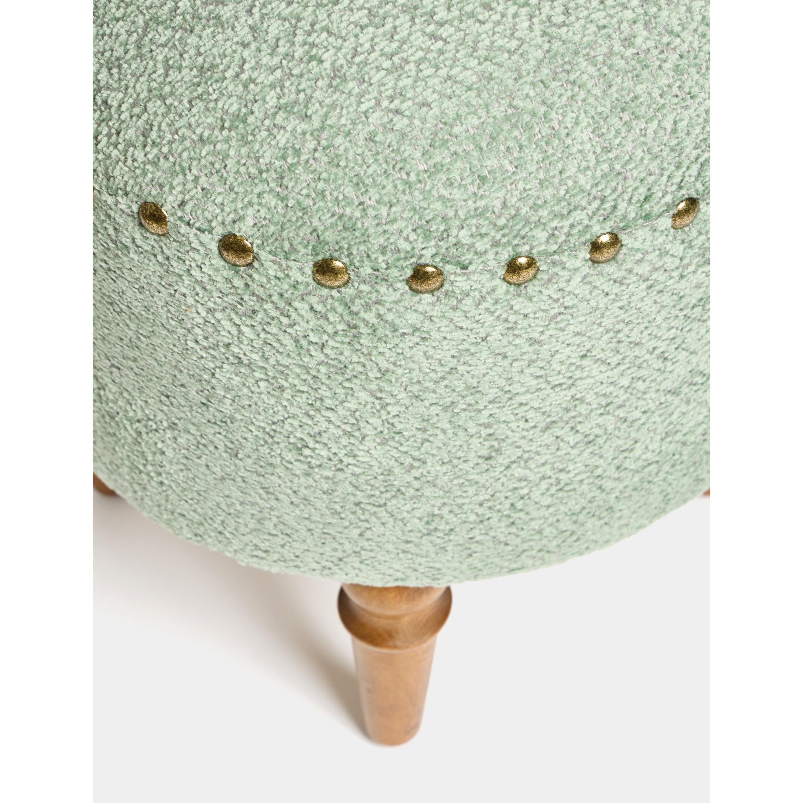 Saga Nostajik Ahşap Ayaklı Puf