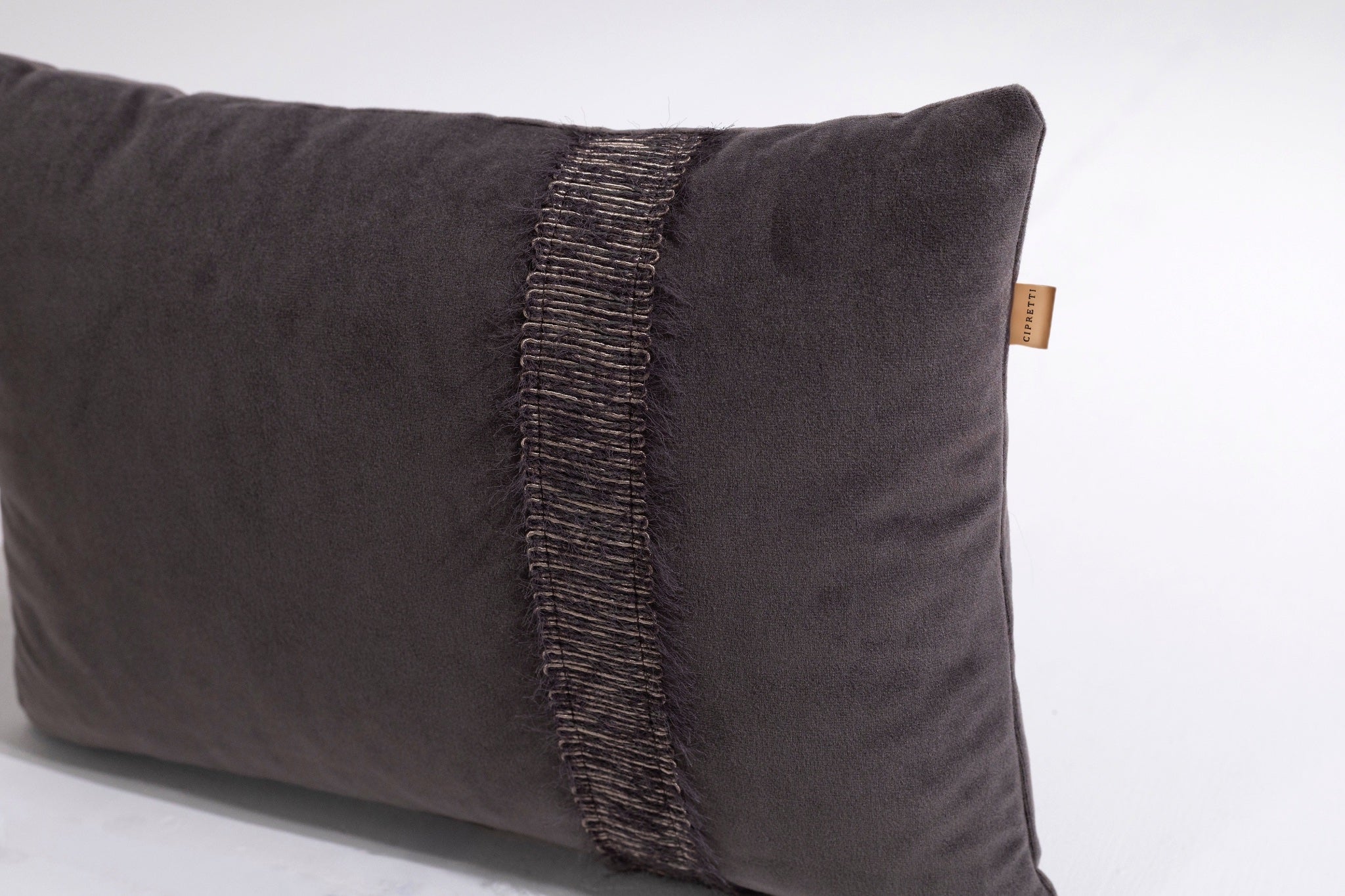 Şerit Detaylı Antrasit Kadife Kırlent