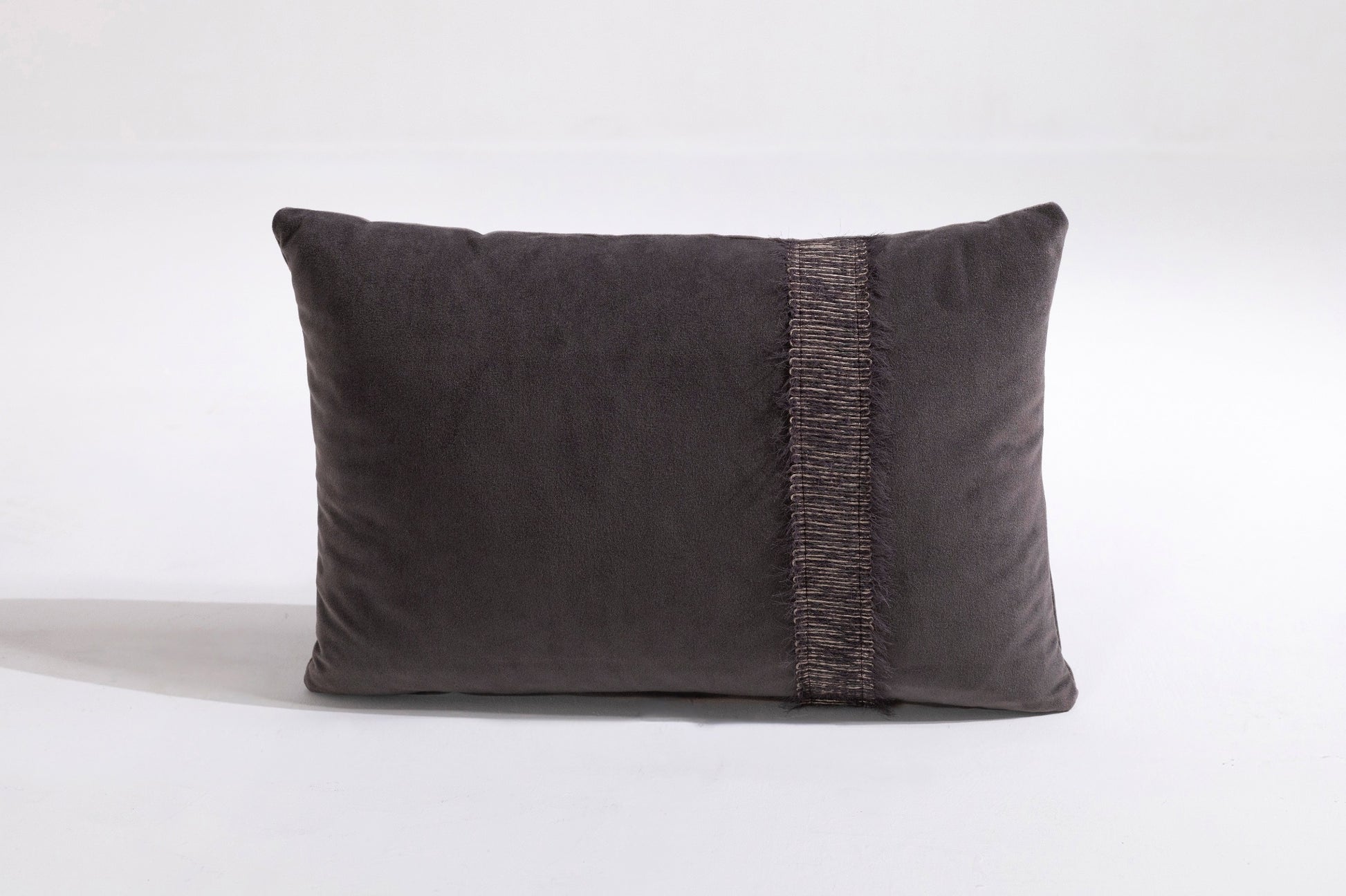 Şerit Detaylı Antrasit Kadife Kırlent