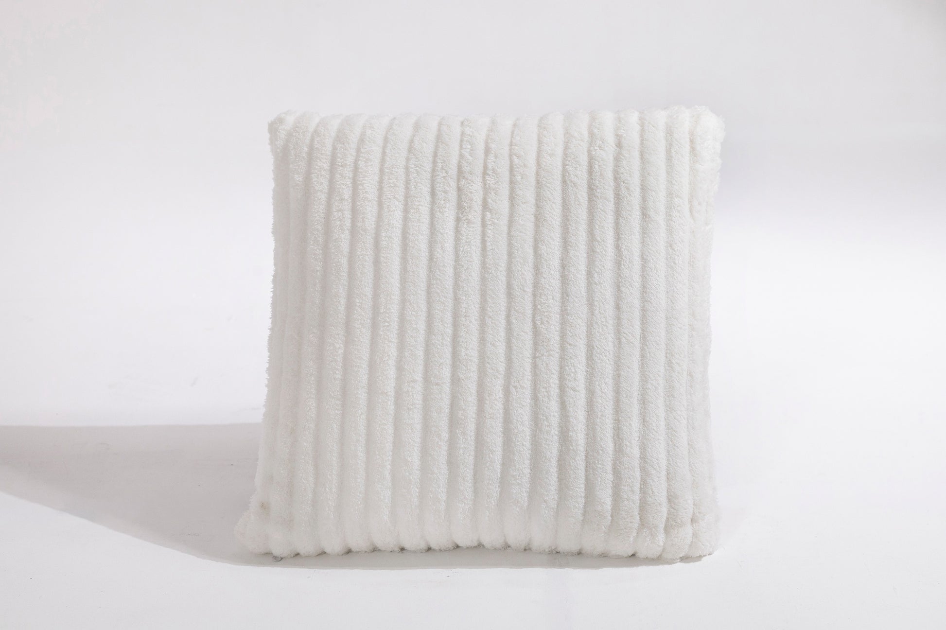 Şerit Deyalı Beyaz Kırlent