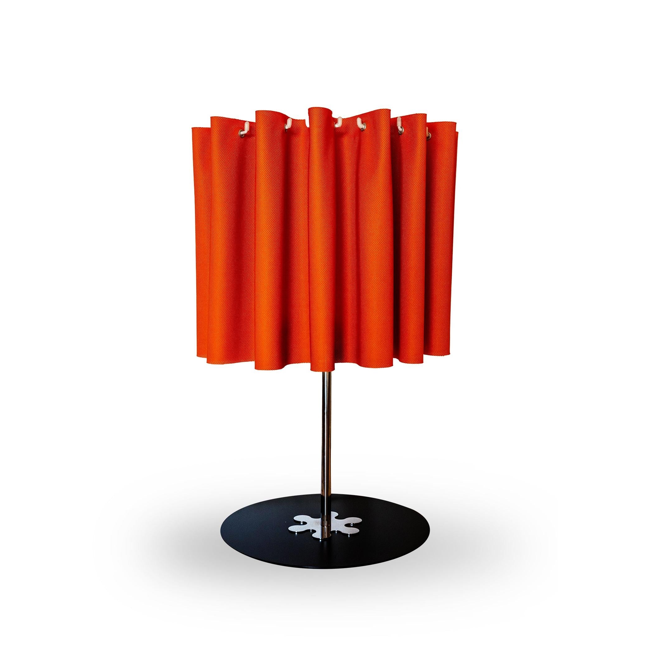 Skirt 050 Turuncu W:50cm H:75cm 3x46w E27