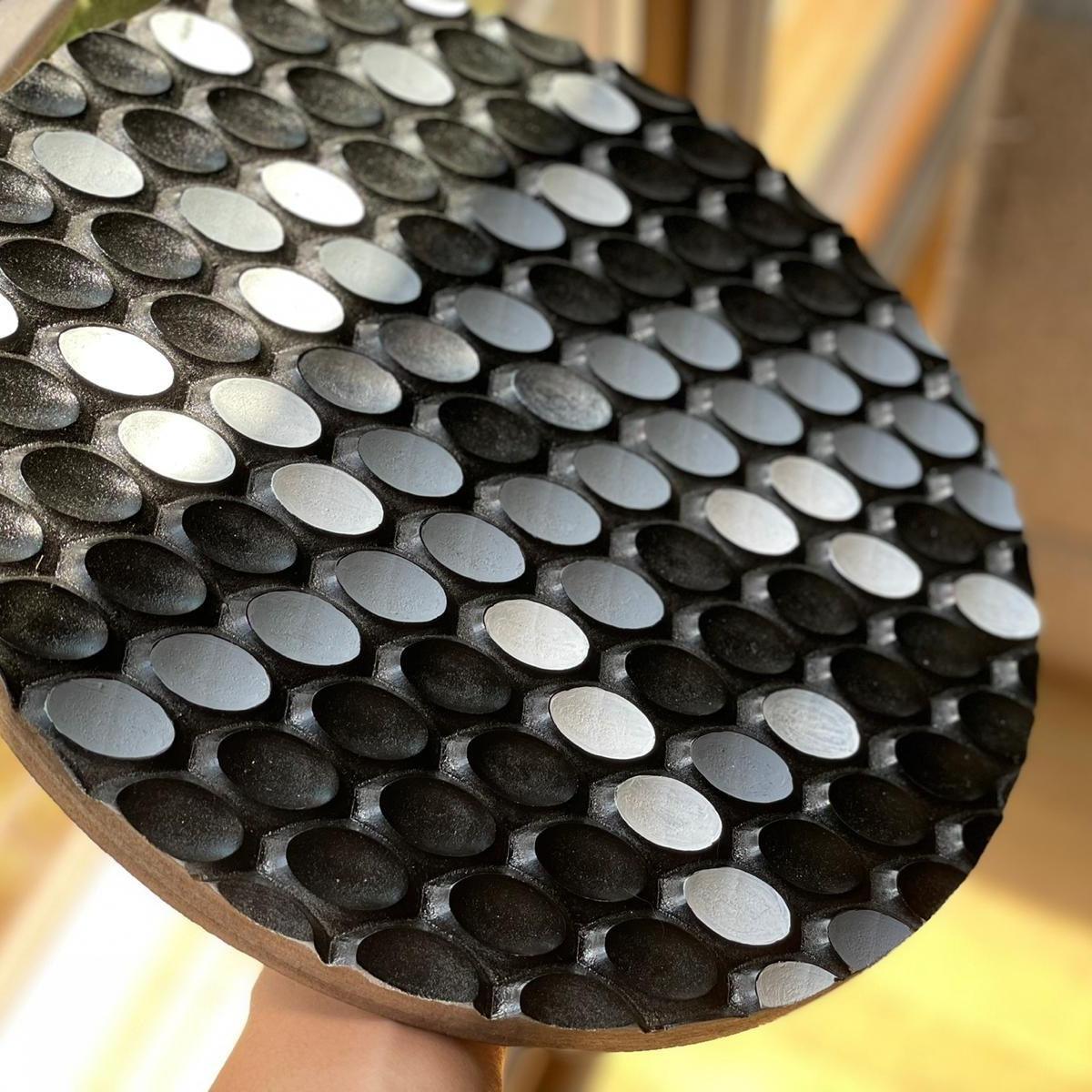 3D Ahşap El Boyaması Yuvarlak Tablo IV