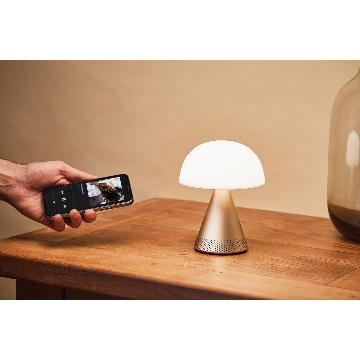 Lexon Mina Led Lamba ve Bluetooth Hoparlör