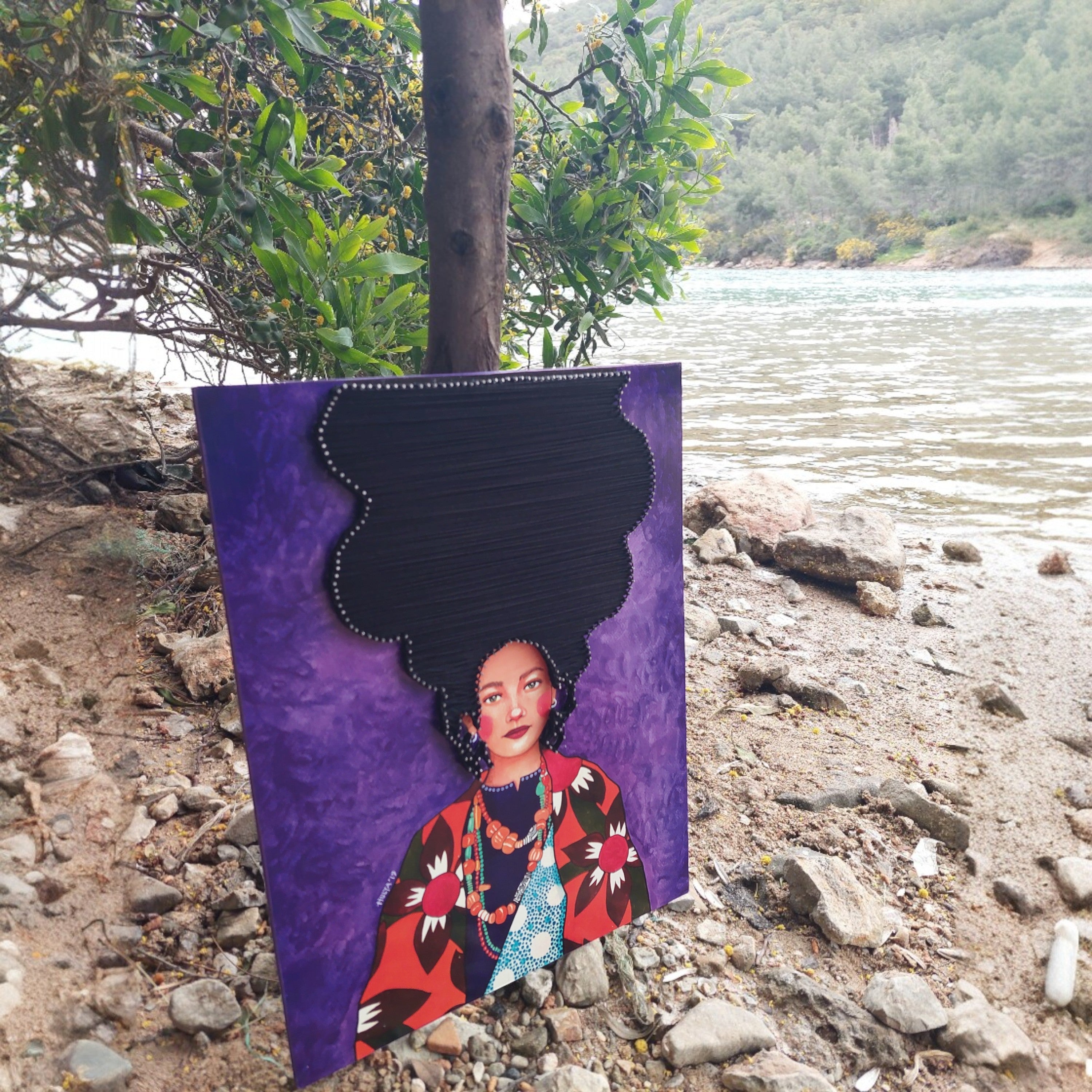 String Art Tablo - Be god in a shape of a girl