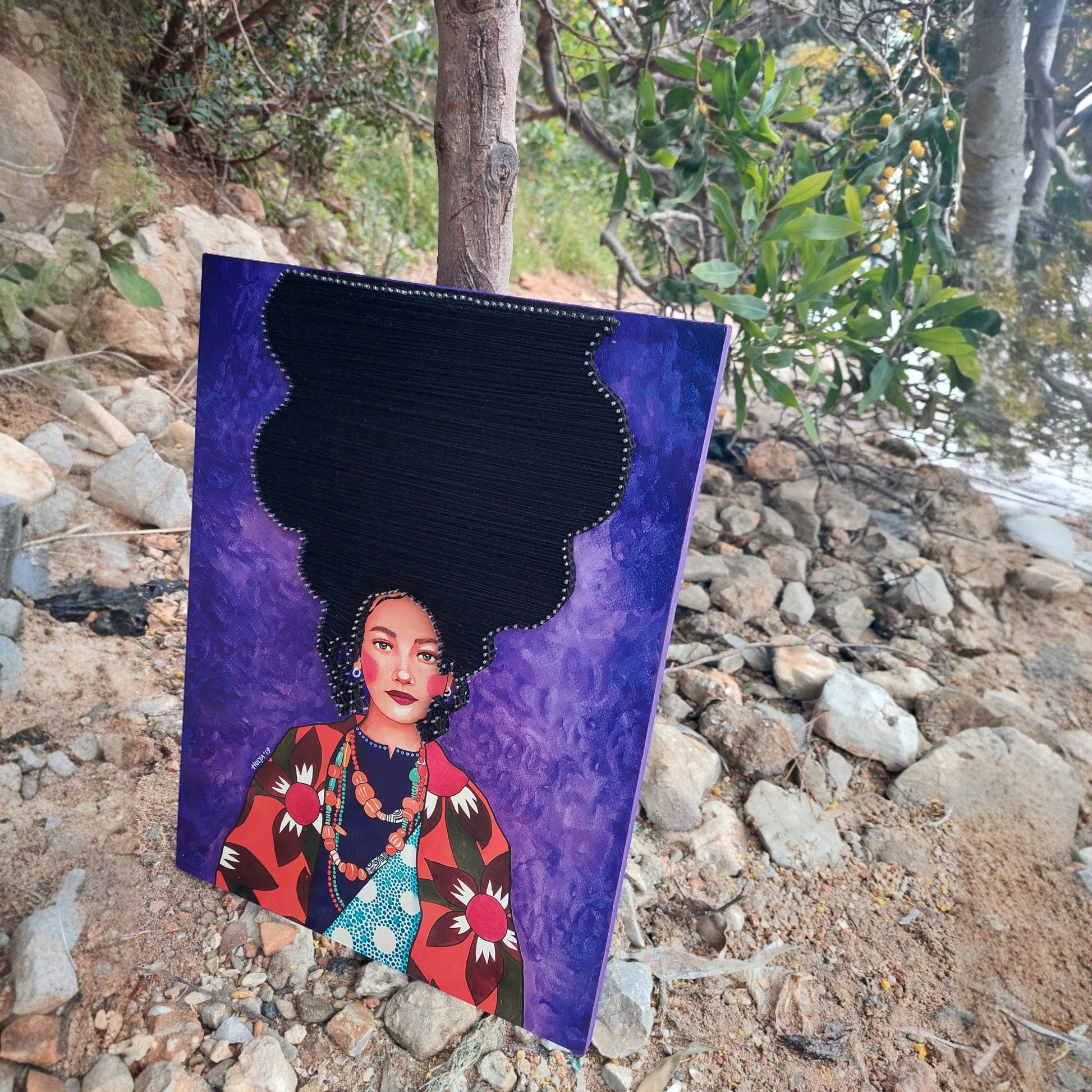 String Art Tablo - Be god in a shape of a girl