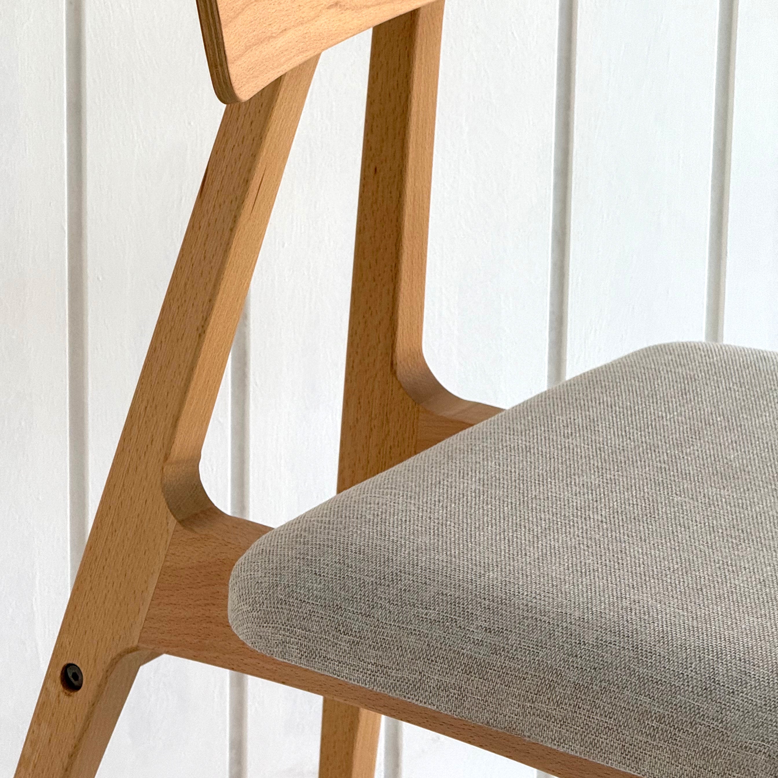 Slim Kayın Ahşap Sandalye Bej