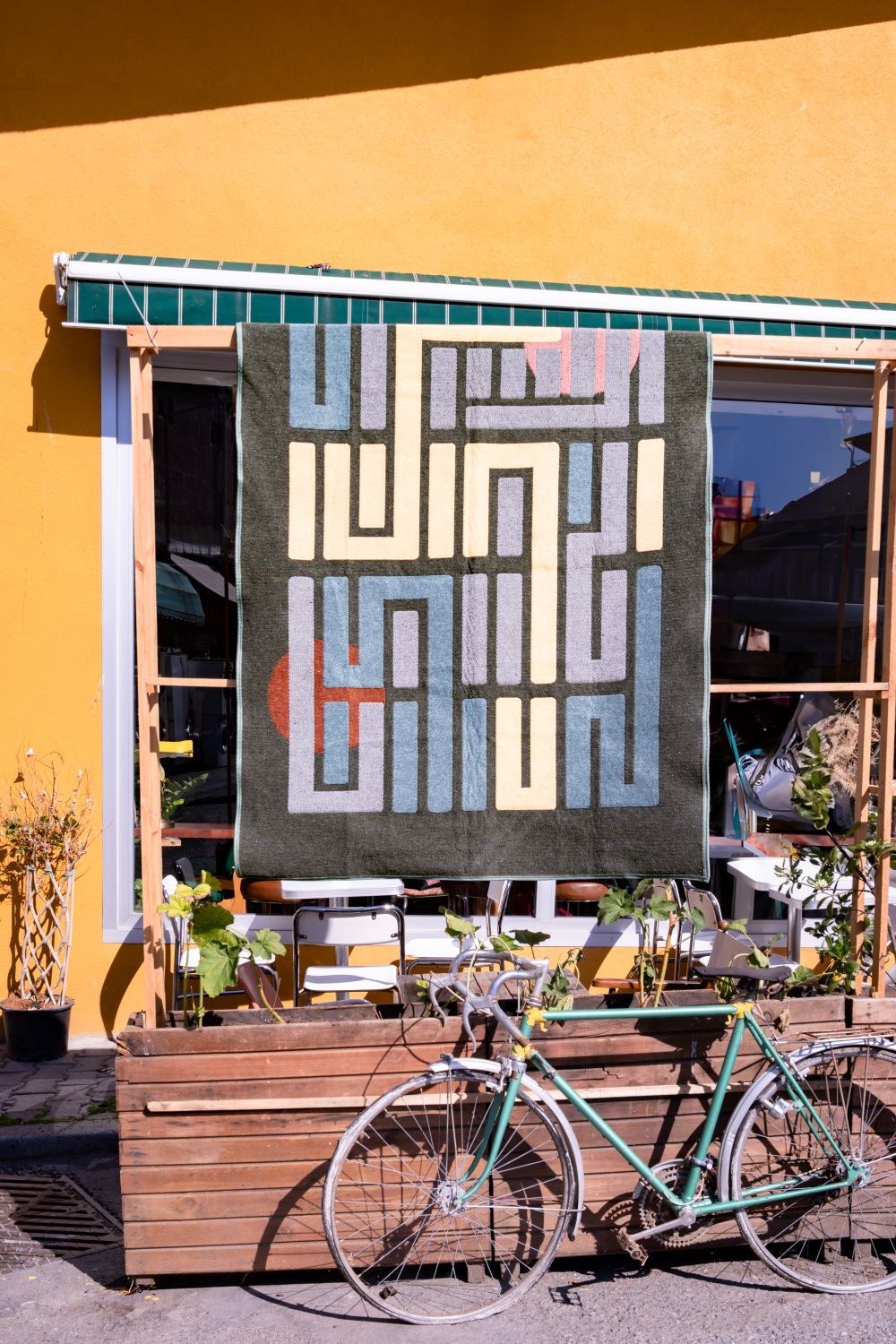 Trail Of Light Geri Dönüşümlü Kilim