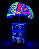 Neon Echoes: Luminara Masa Lambası