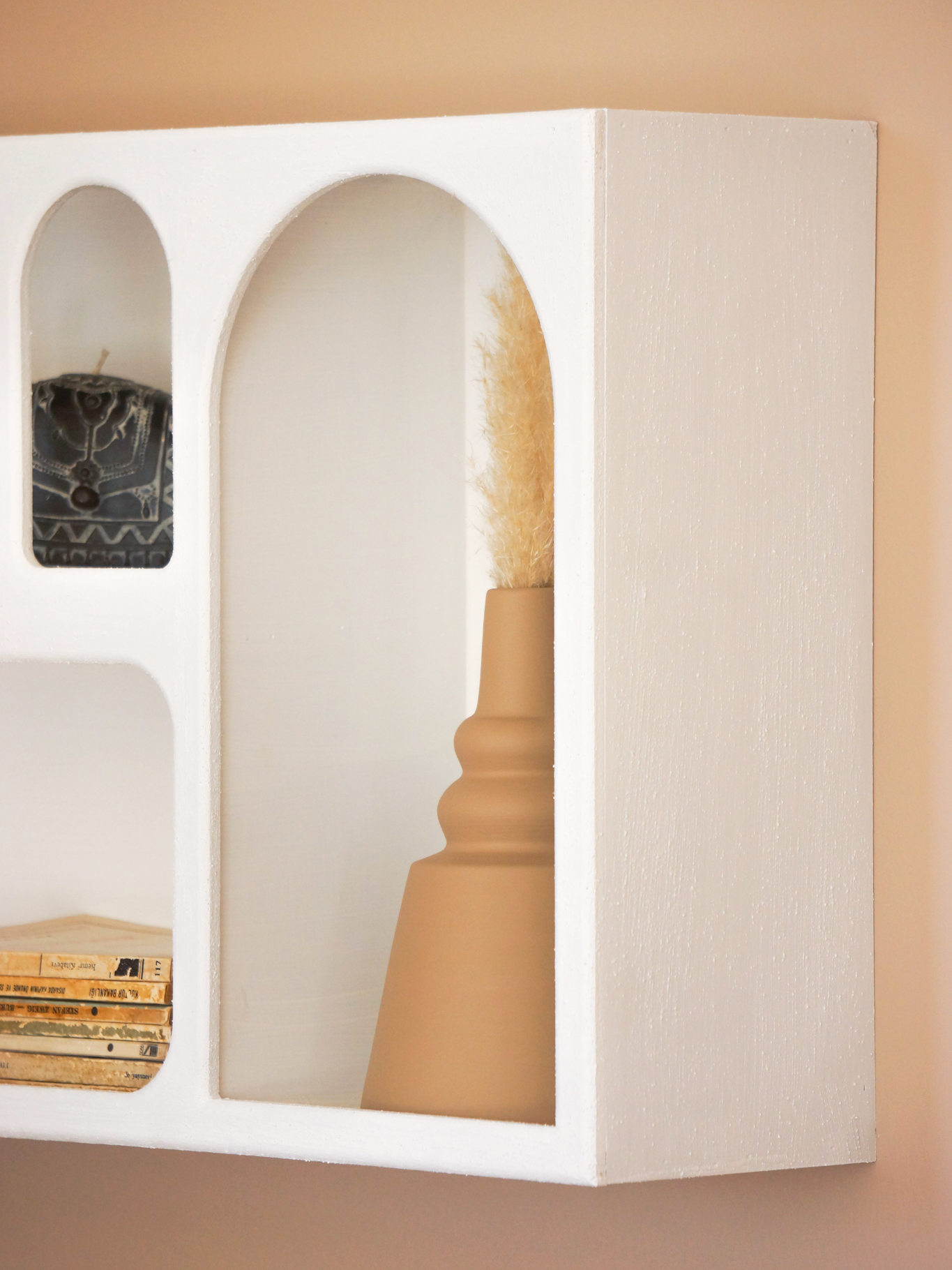 Alçı Görünümlü Duvar Rafı/Niş