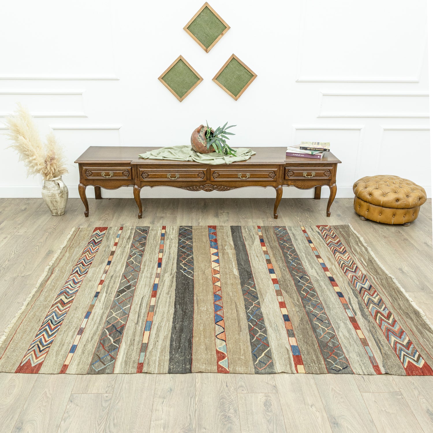 Almila Modern Tasarımlı Kilim 175x236 Cm