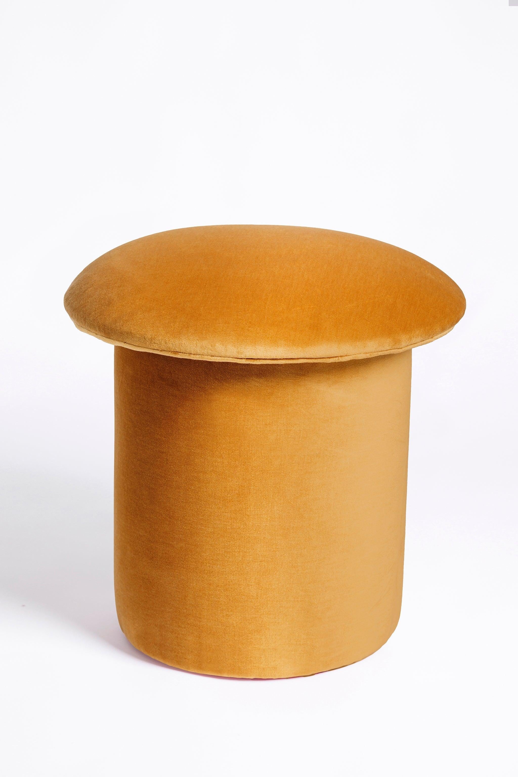 Amber Velvet Puf