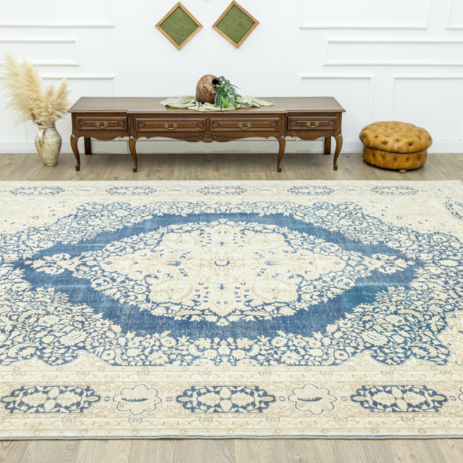 Anka Madalyon Tasarımlı El Dokuma Halı 288X402 Cm