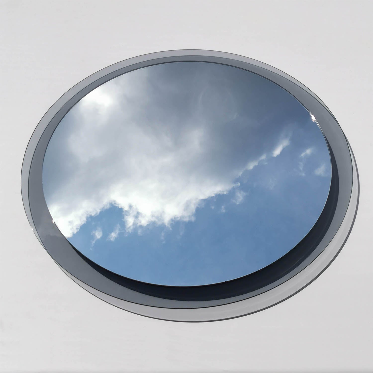 Aqua Yuvarlak Füme Cam Ayna