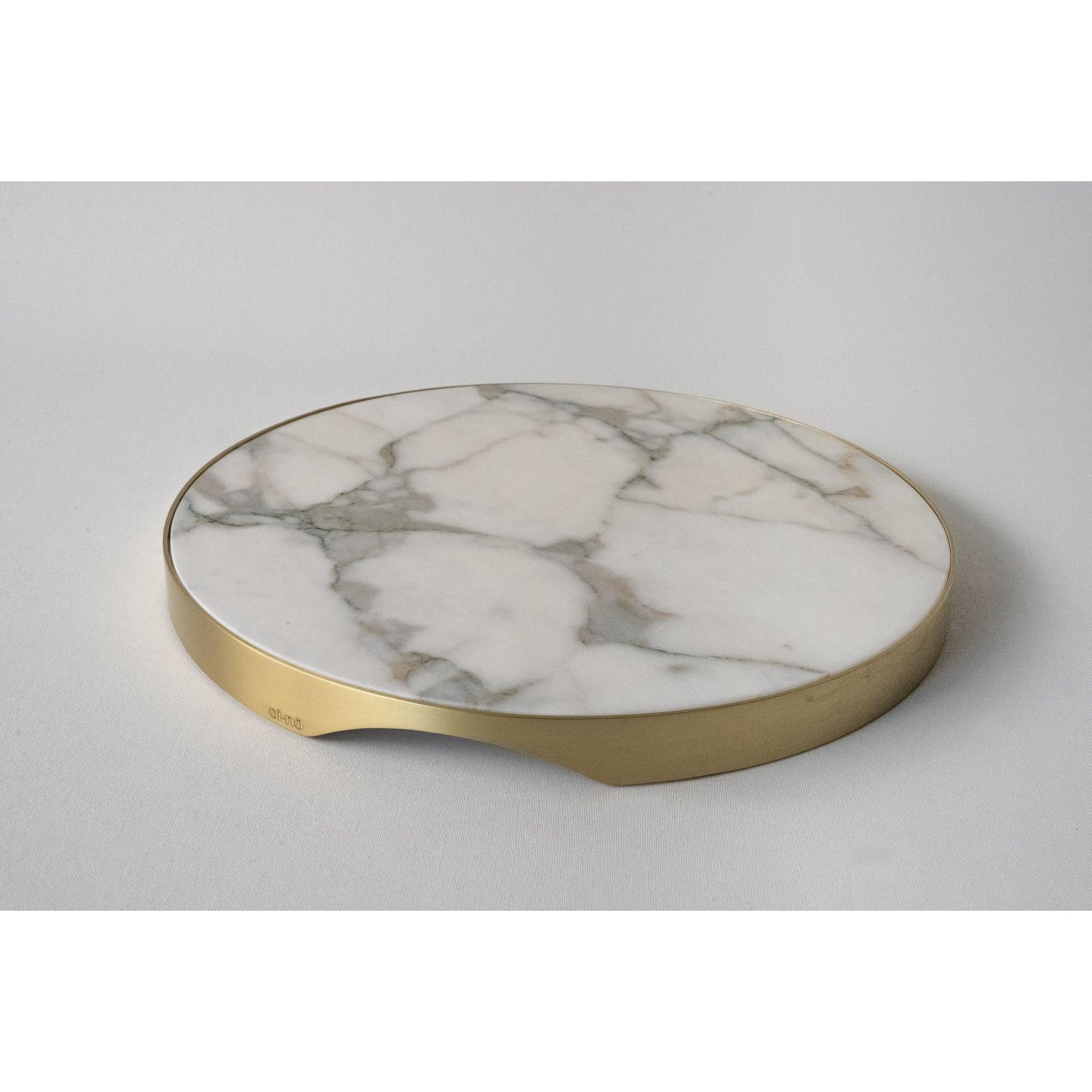 Asawa Yuvarlak Peynir Ve Şarküteri Tepsisi