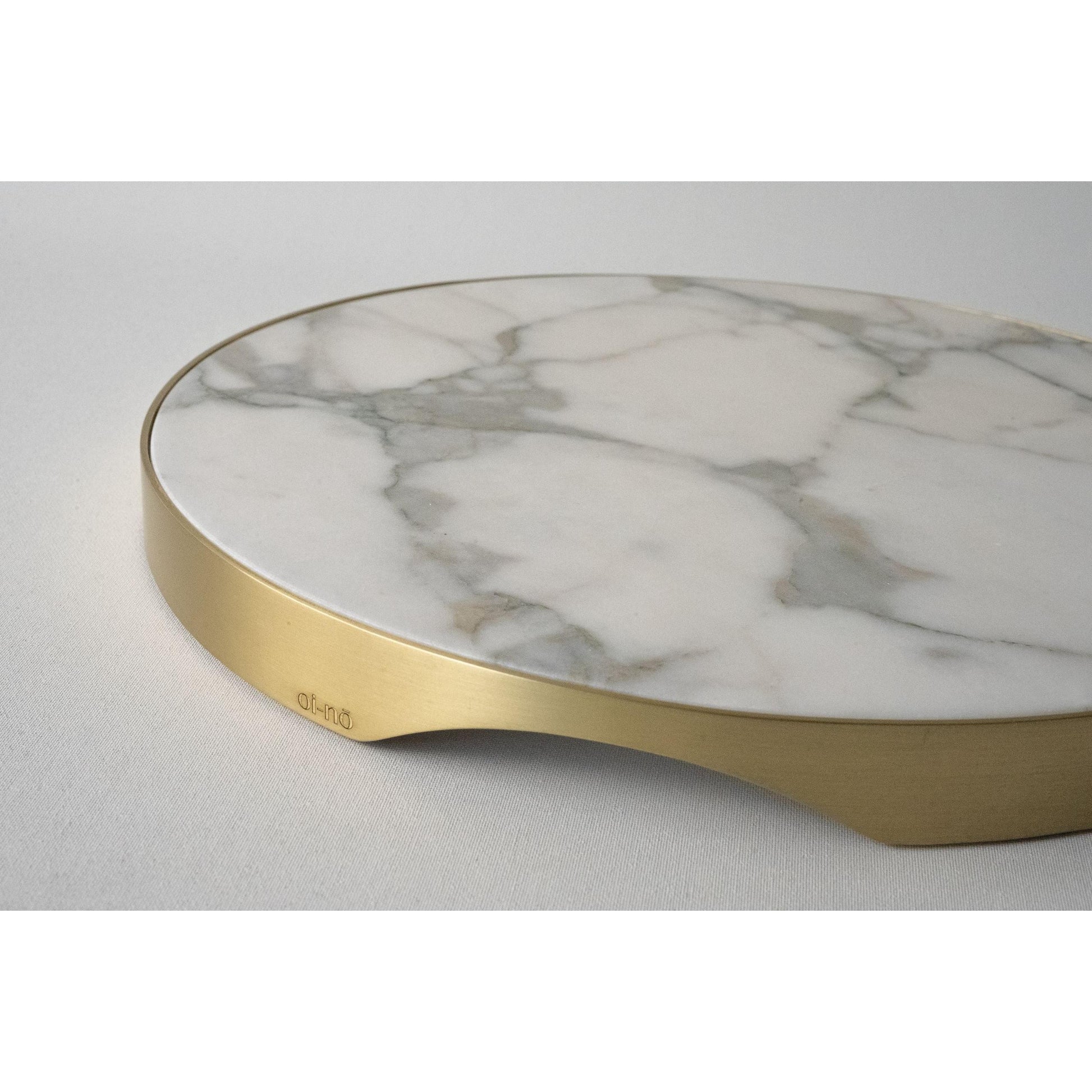 Asawa Yuvarlak Peynir Ve Şarküteri Tepsisi