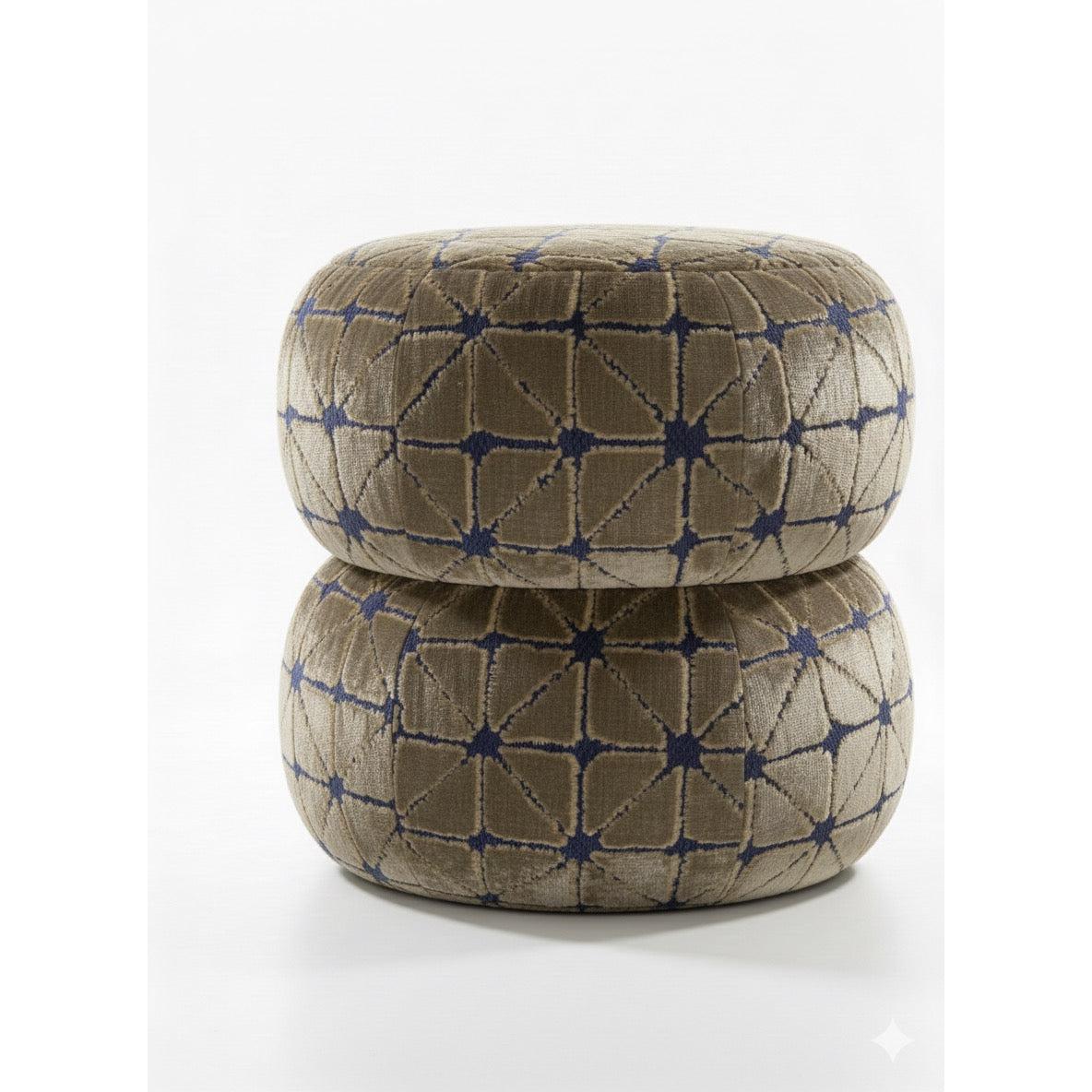 Ba'al Desenli Kadife Çift Katlı Puf