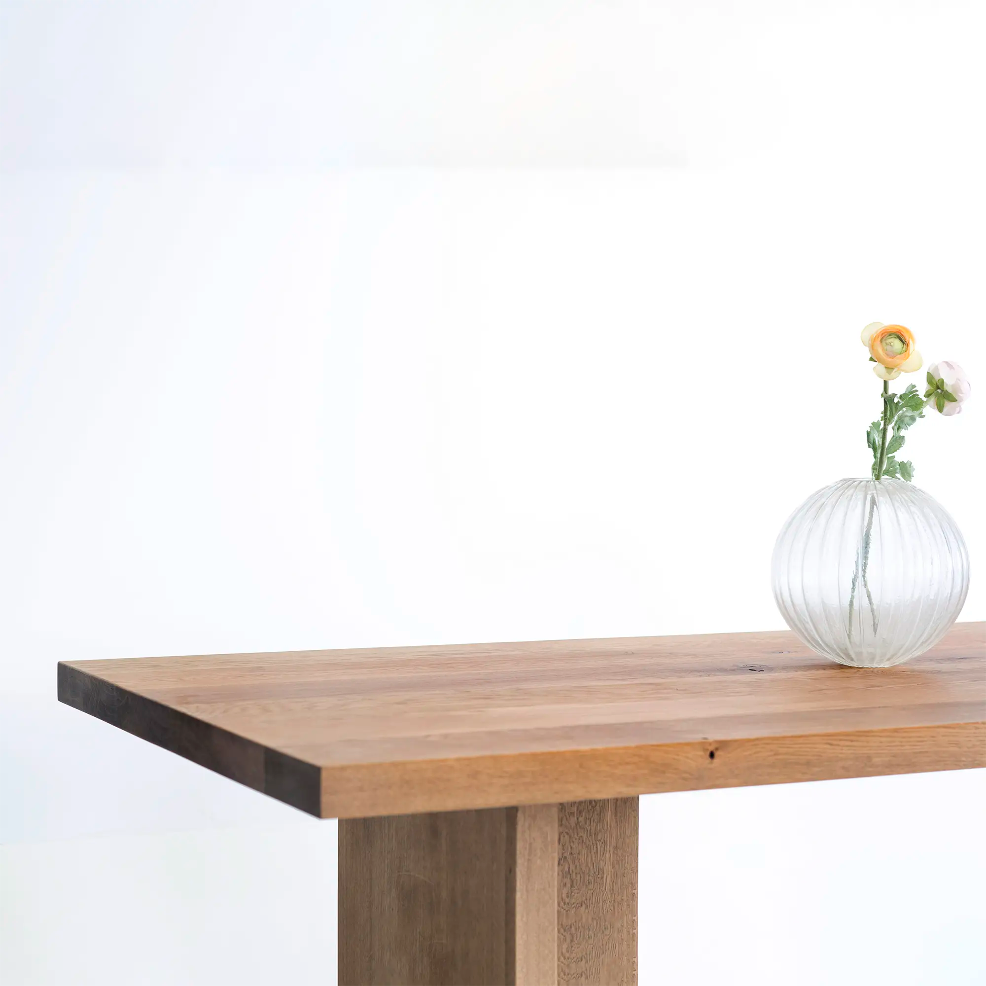 Beam Masa, Masif Meşe