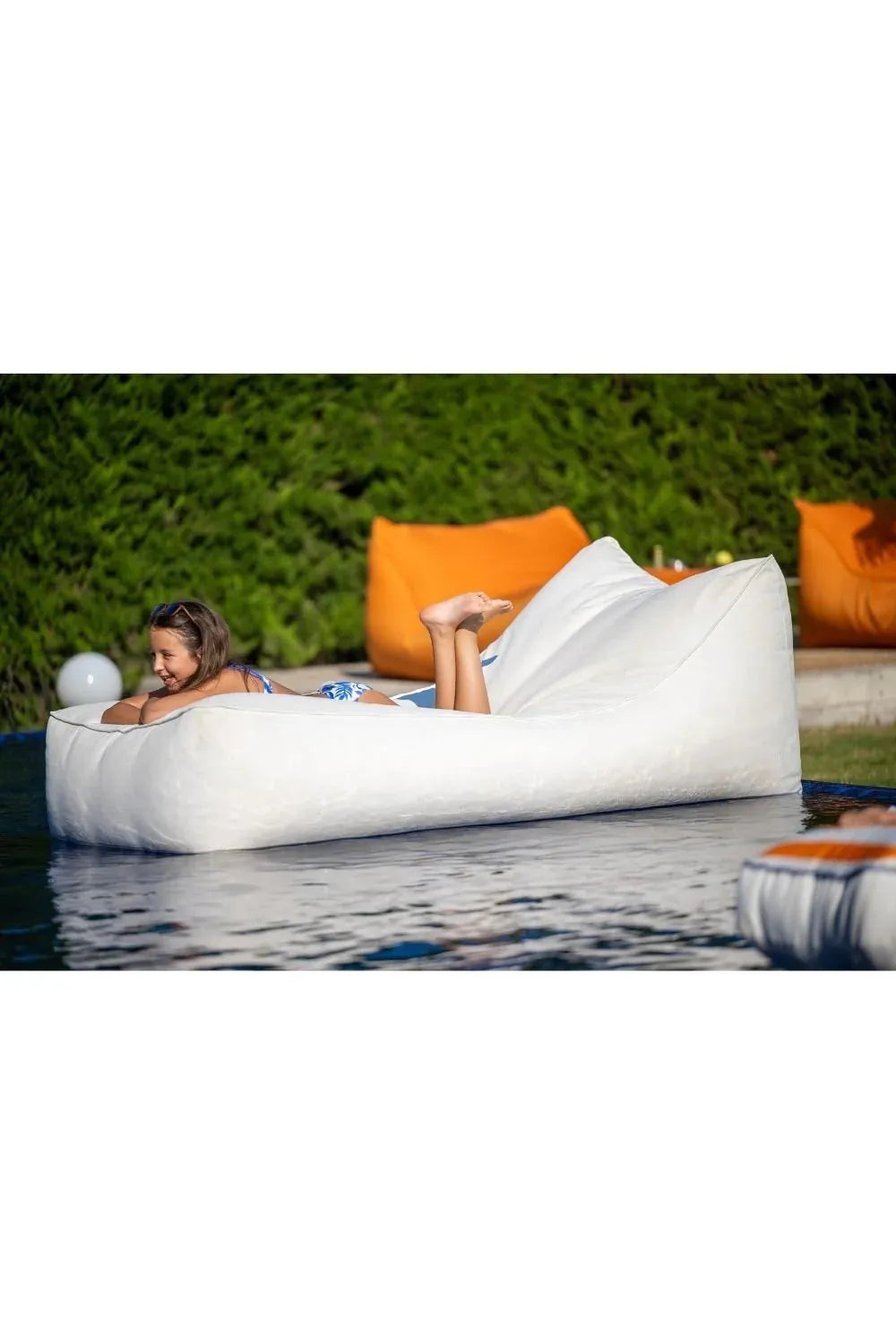 Belize Il Lounger&Dinlenme Yatağı