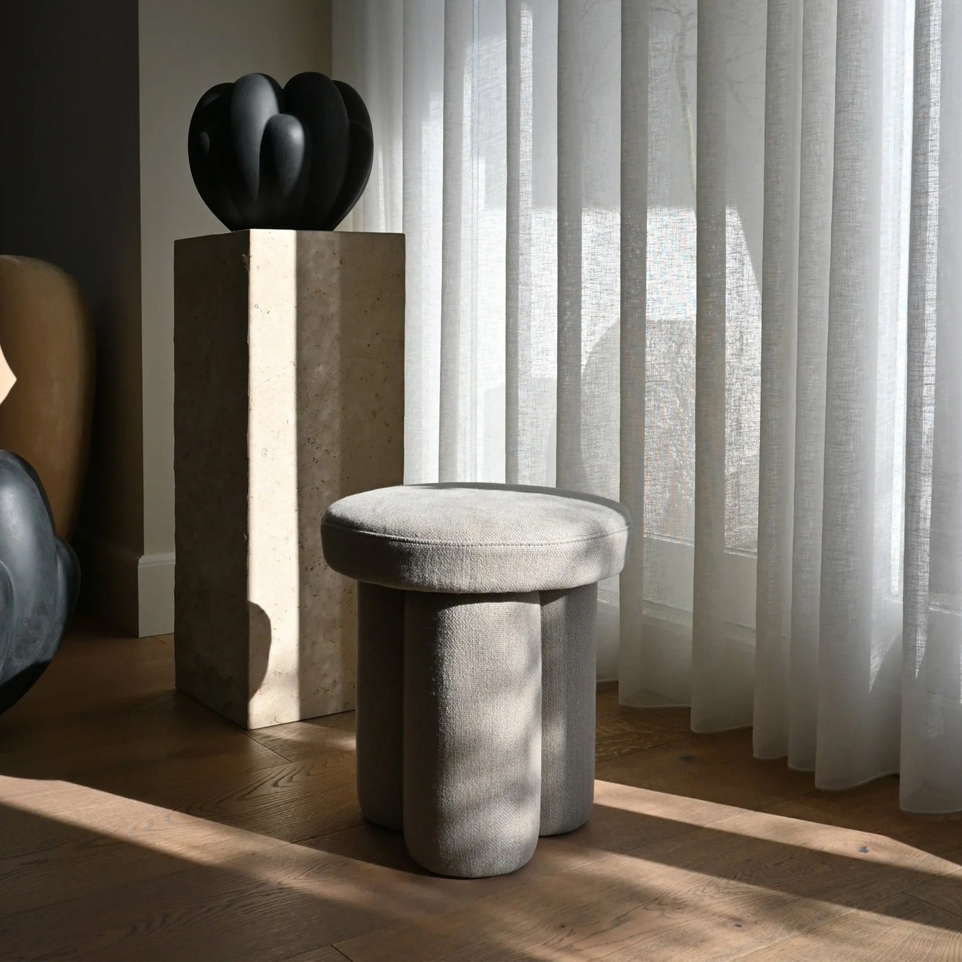 Big Foot Kum Rengi Keten Kumaş Tabure