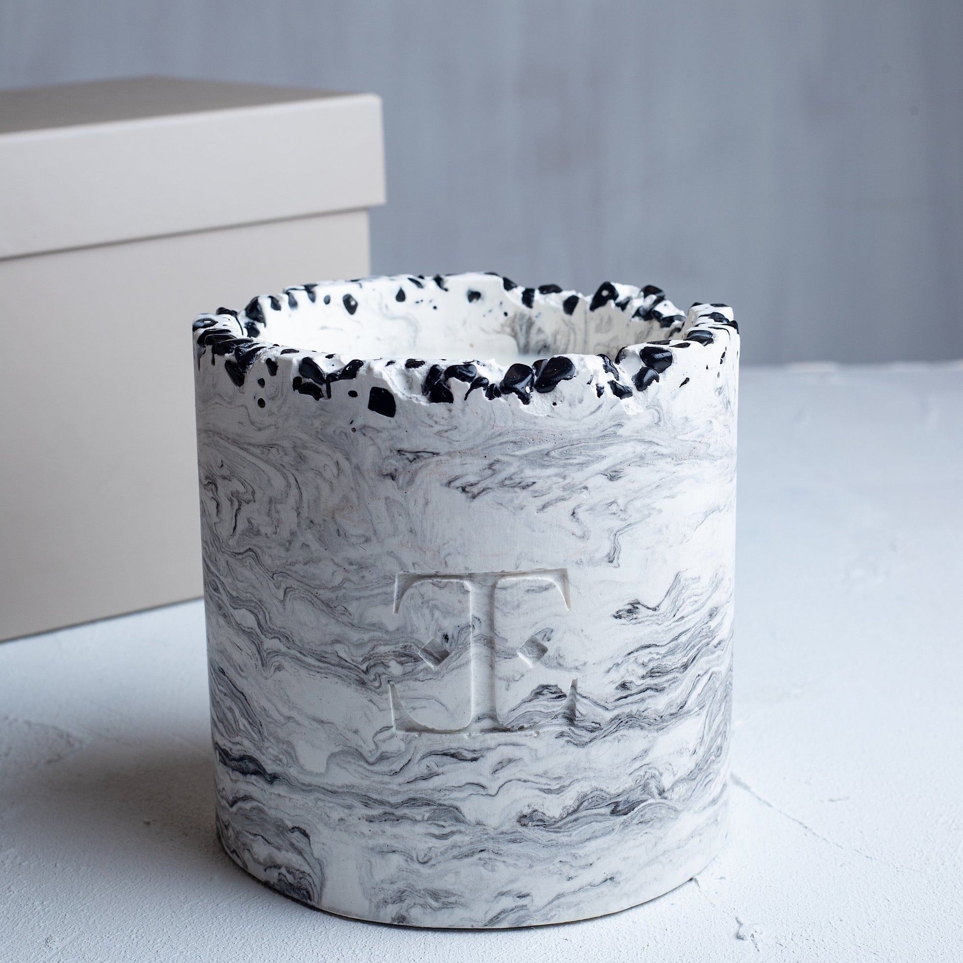 Black Rose Taşlı - Grand Mum (750 G)