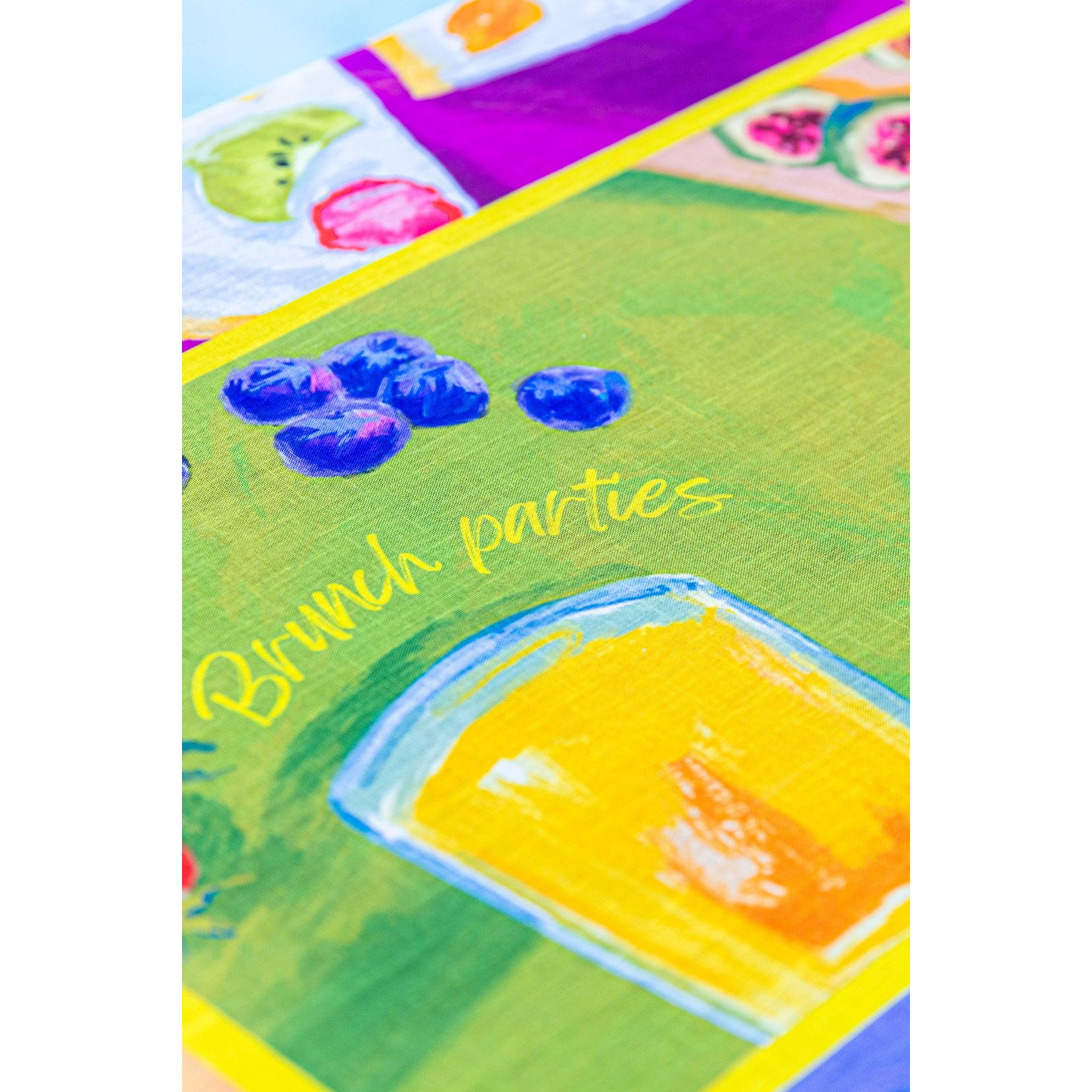 Breakfast Club Masa Örtüsü