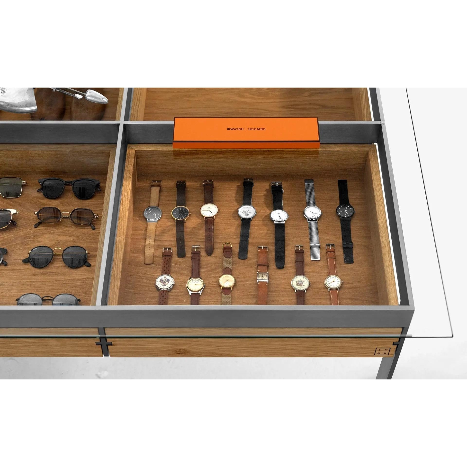 Burēdo Çekmeceli Sergileme Ve Çalışma Masası