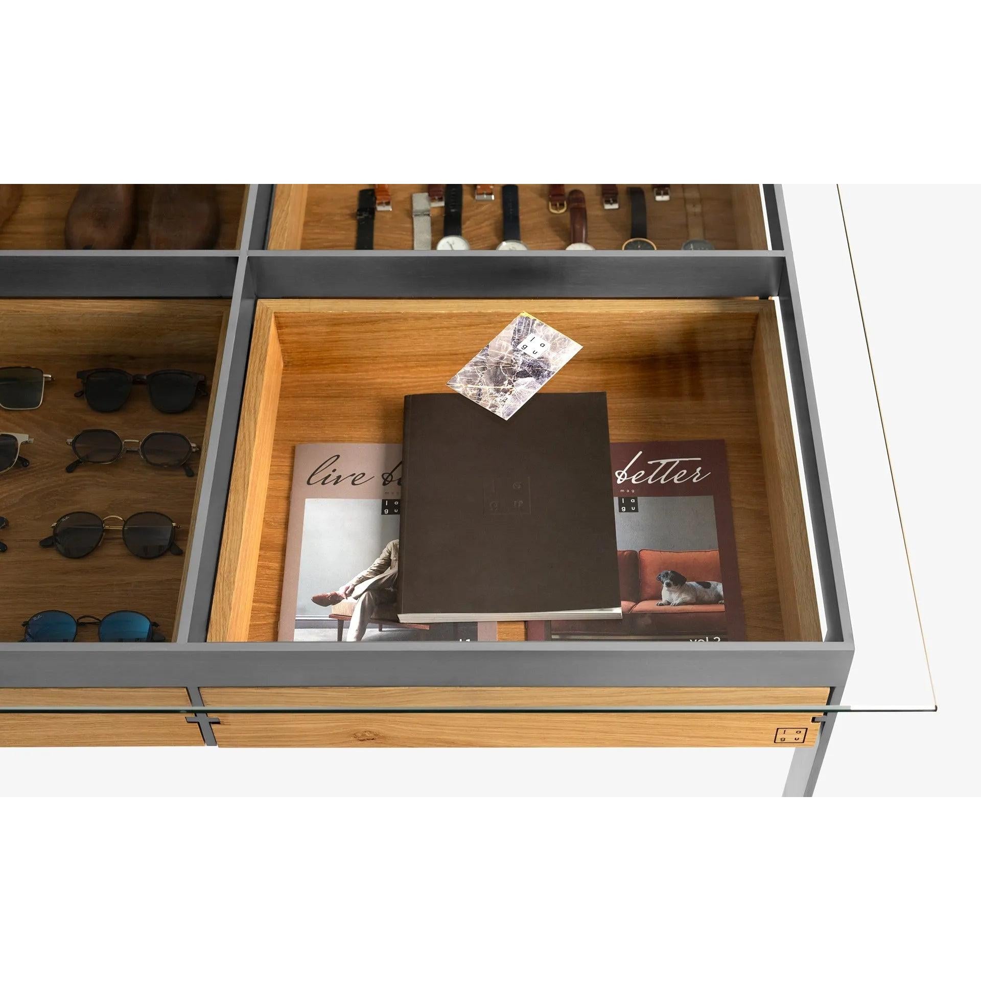 Burēdo Çekmeceli Sergileme Ve Çalışma Masası