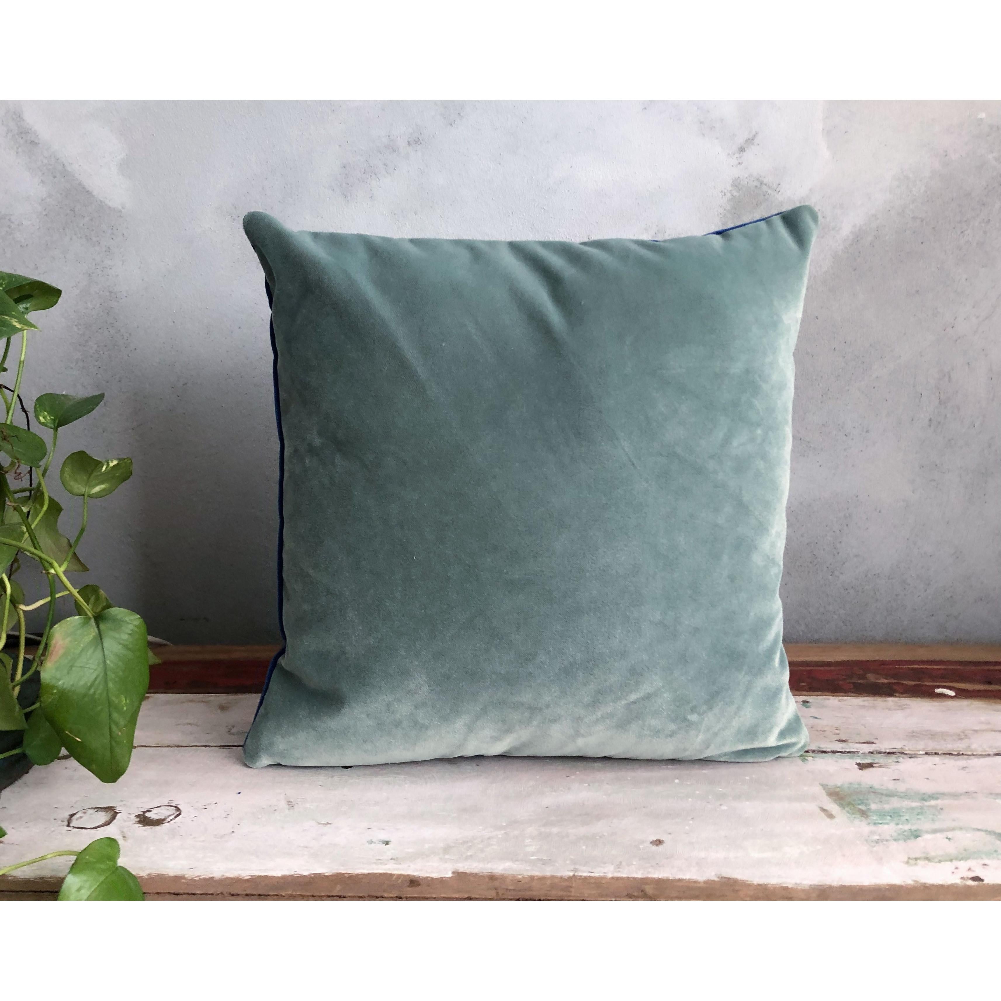 Çift Renkli Mavi Kadife Yastık Kılıfı