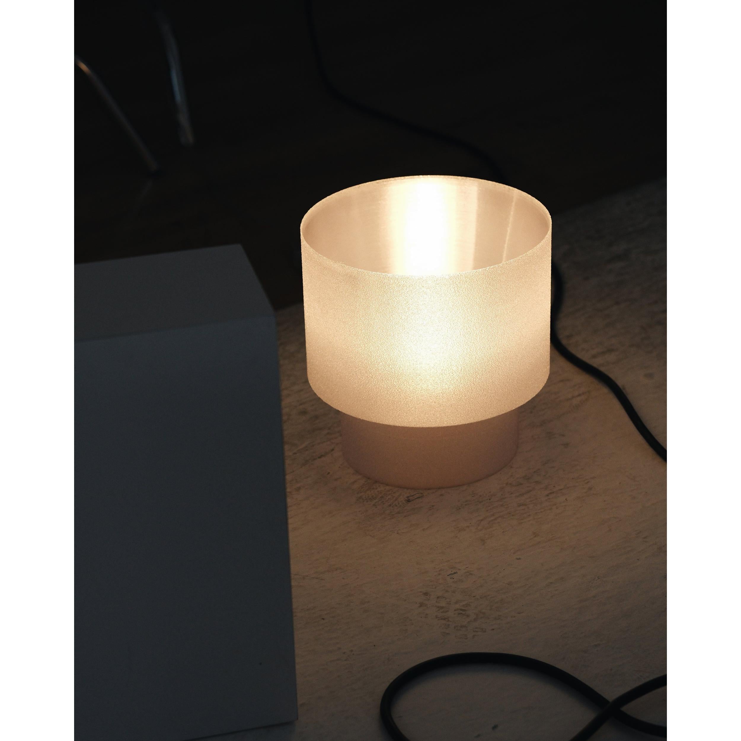 Circle Regular Masa Lambası