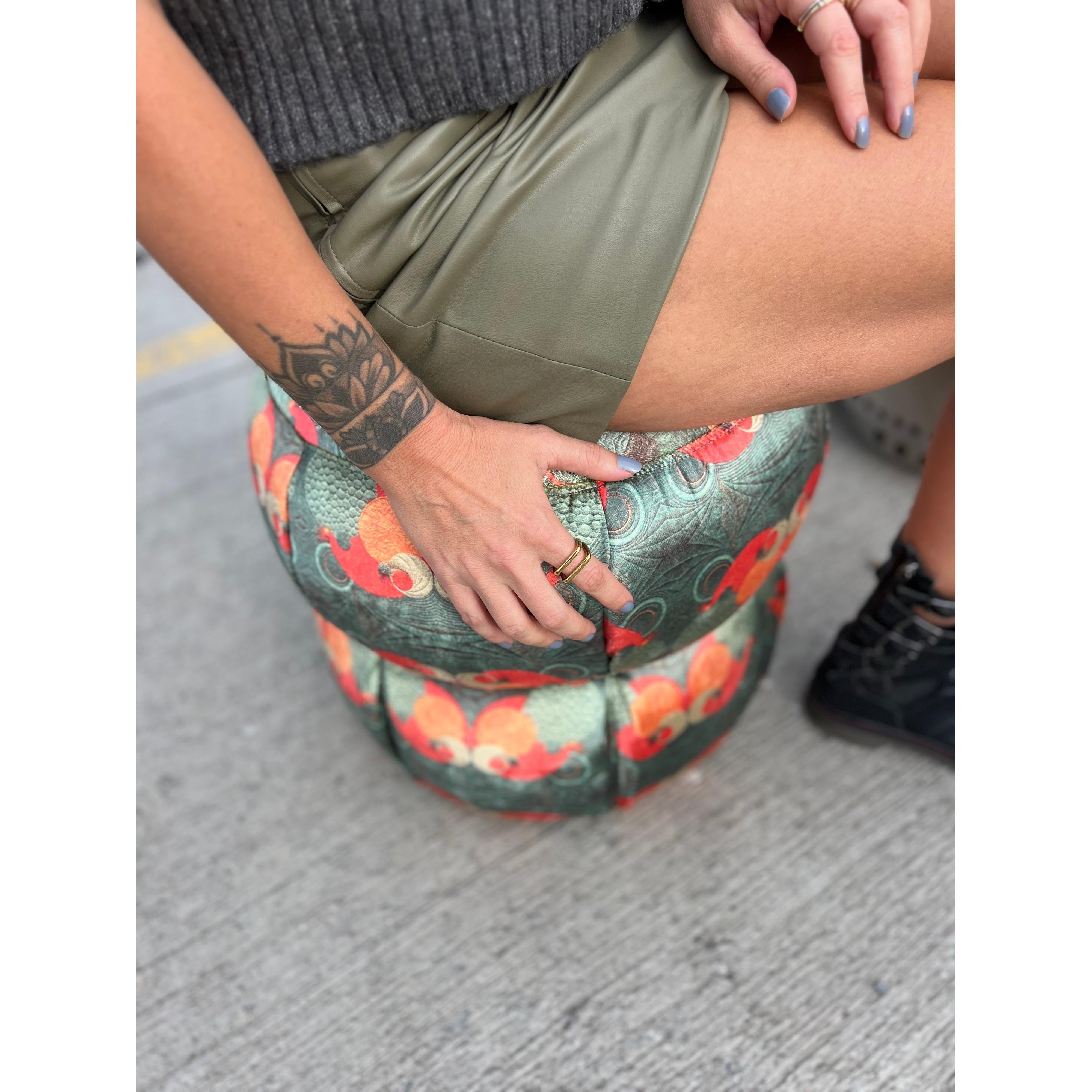 Core, Tavus Kuşu Parlak Kadife Puf / Yan Sehpa