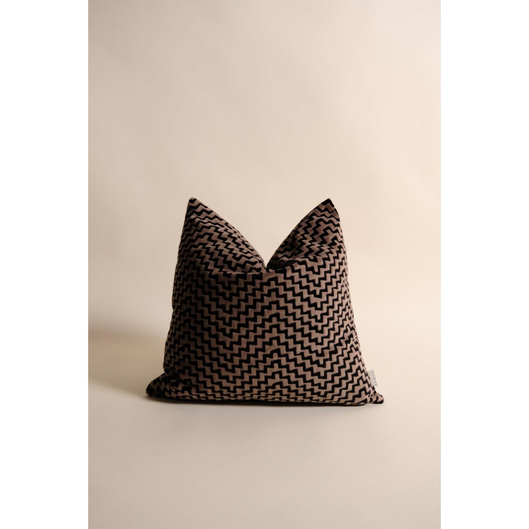 Cresta Kuş Tüyü Kırlent