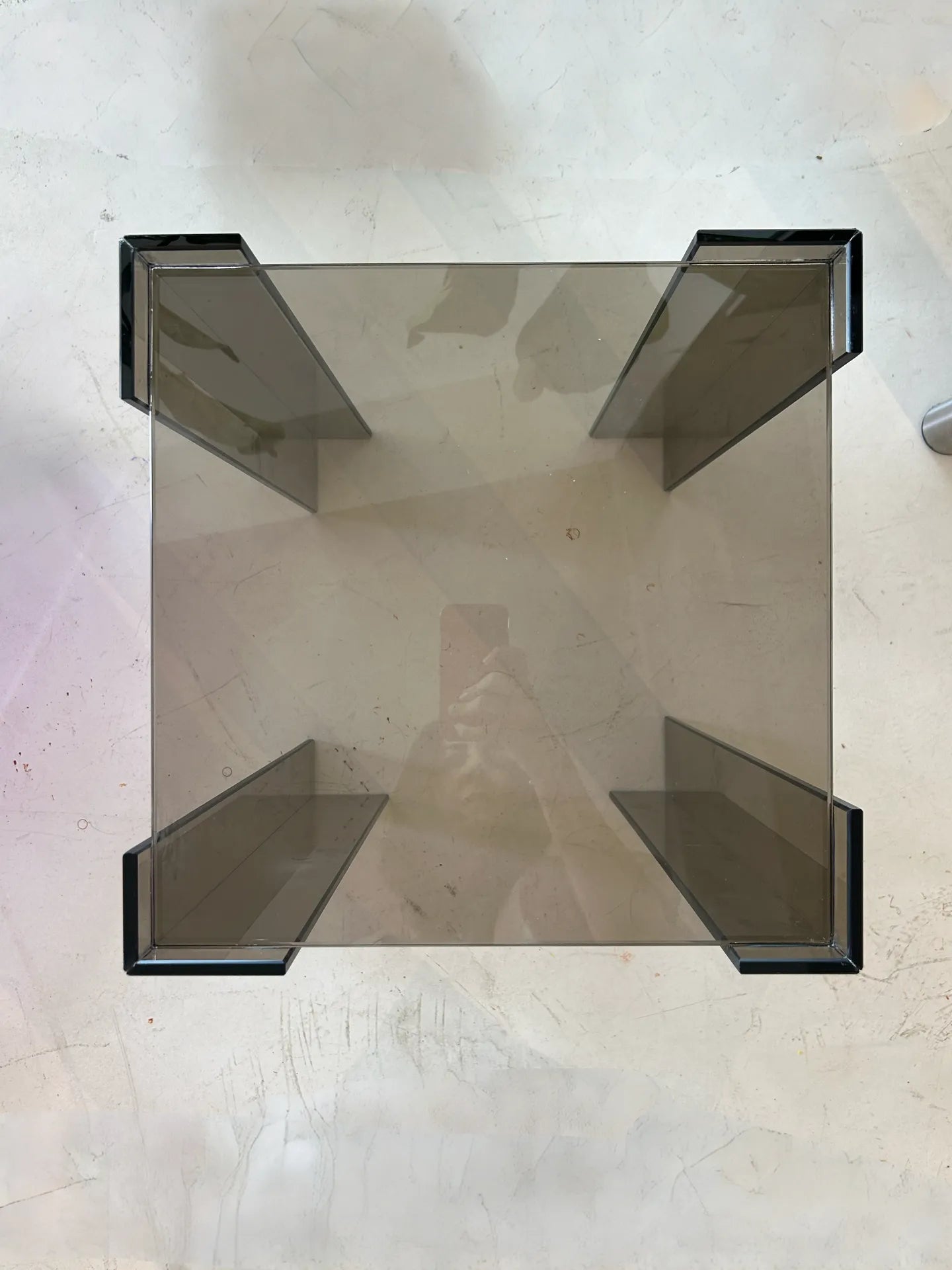 De Stijl Cam Yan sehpa - Küçük, bronz