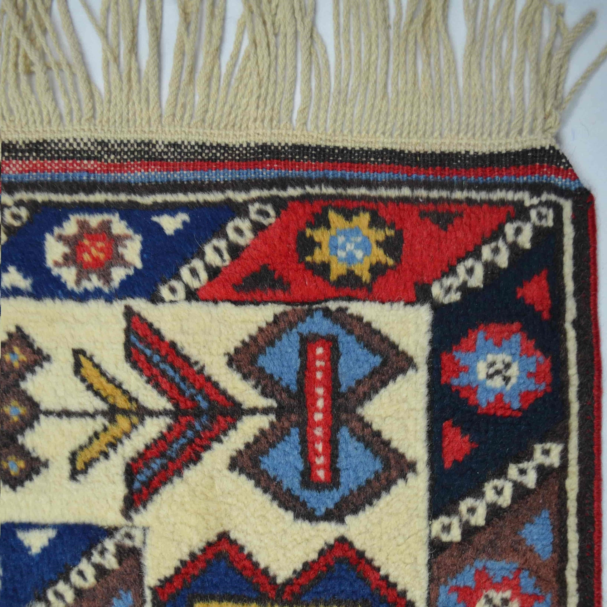 El Dokuma Döşemealtı Halısı