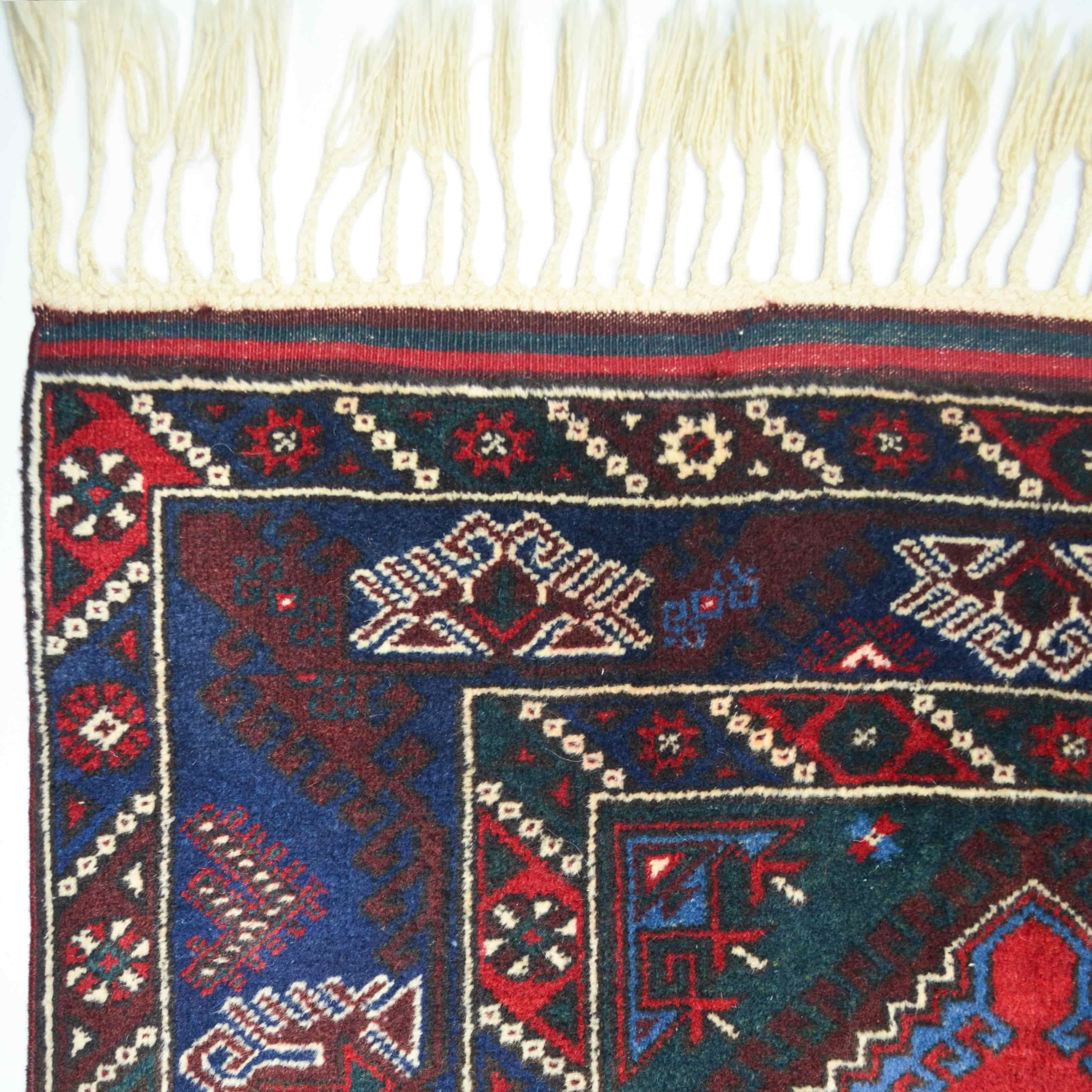 El Dokuma Döşemealtı Halısı