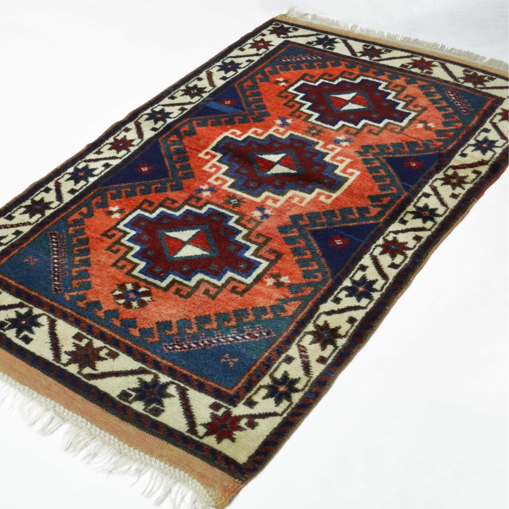 El Dokuma Döşemealtı Halısı