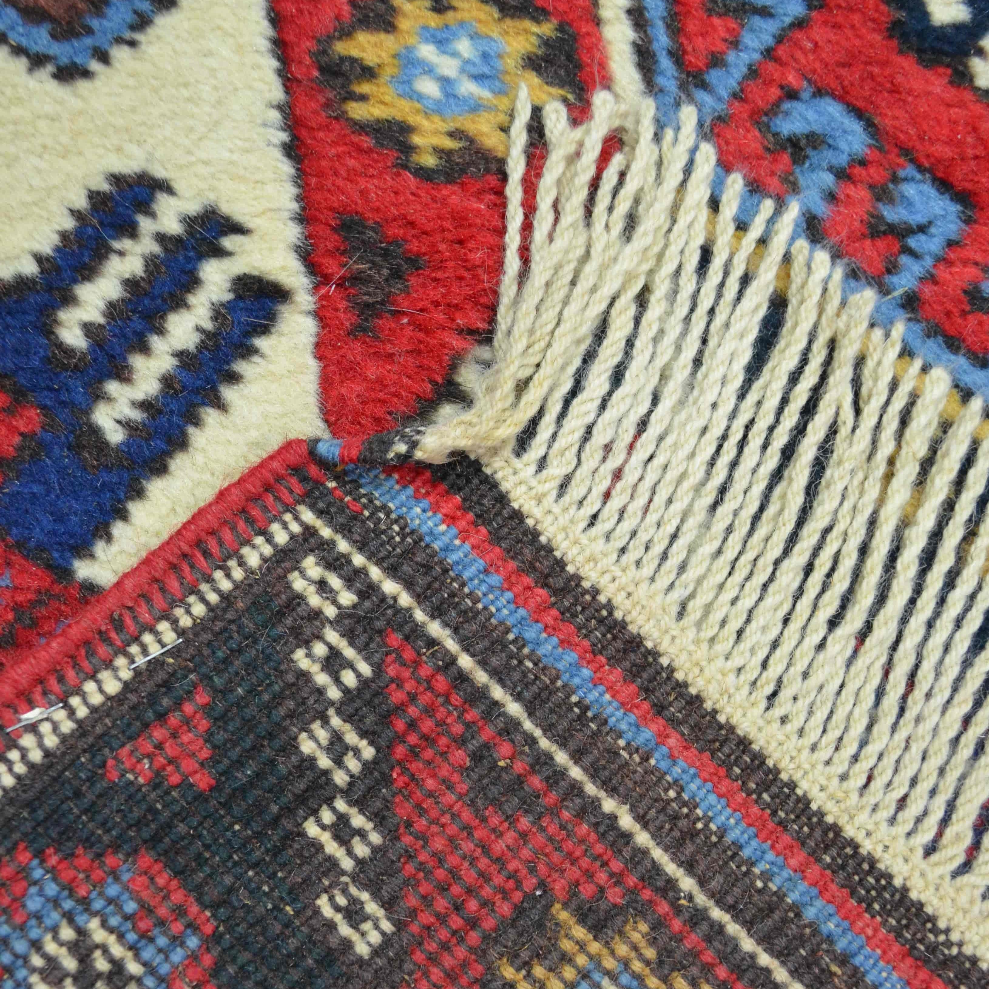 El Dokuma Döşemealtı Halısı