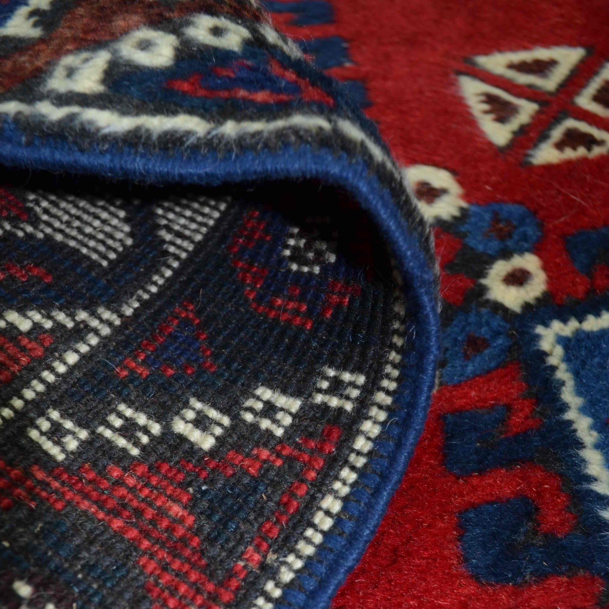 El Dokuma Döşemealtı Halısı